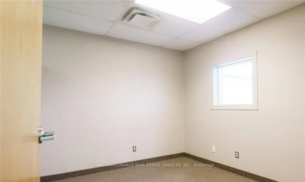 46 Wellington Street #4B