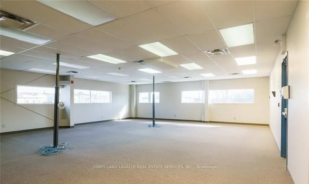 46 Wellington Street #4B