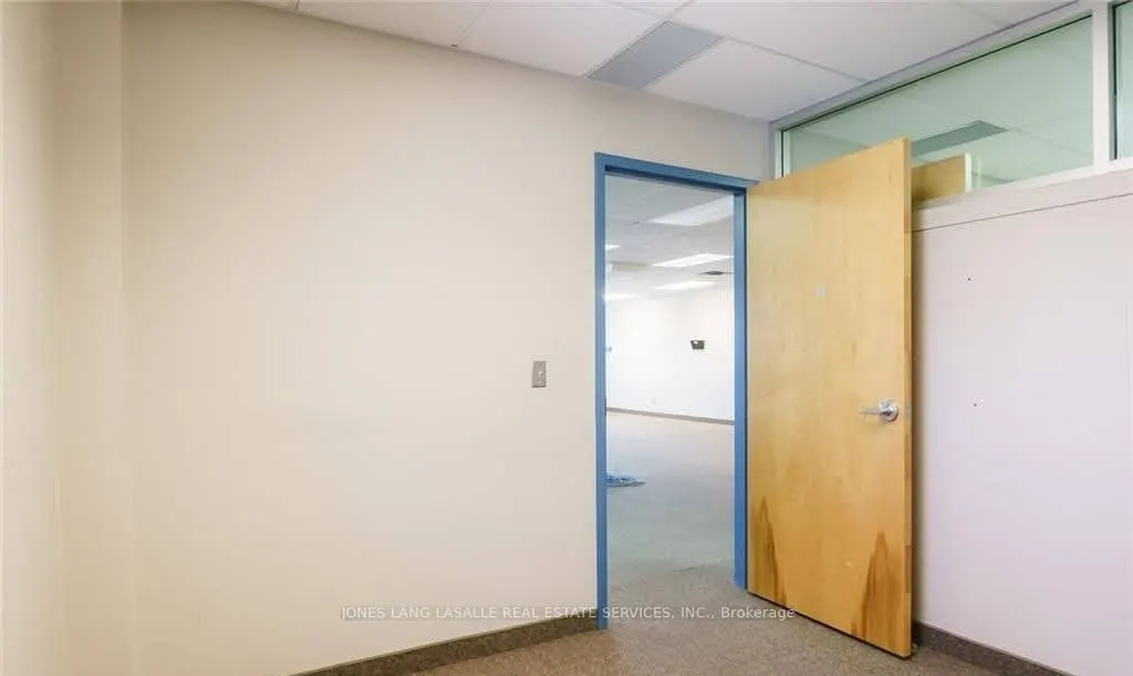 46 Wellington Street #4B