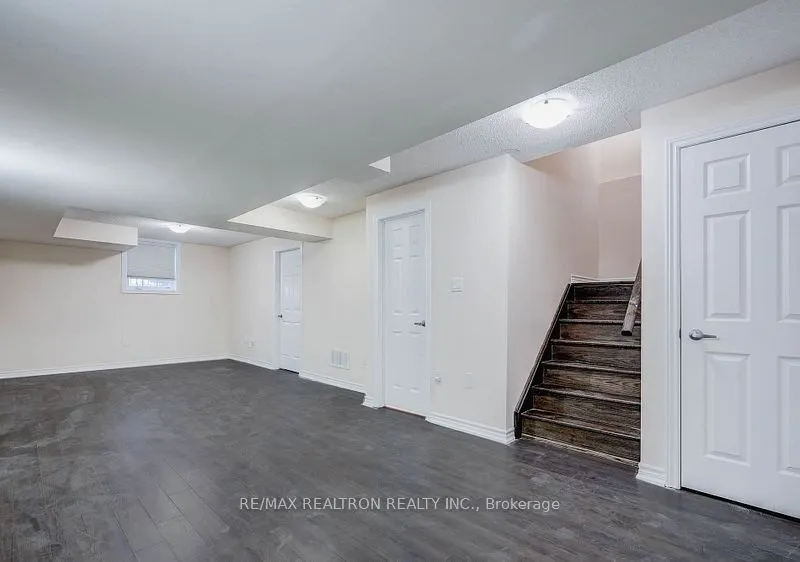 13305 Bathurst Street