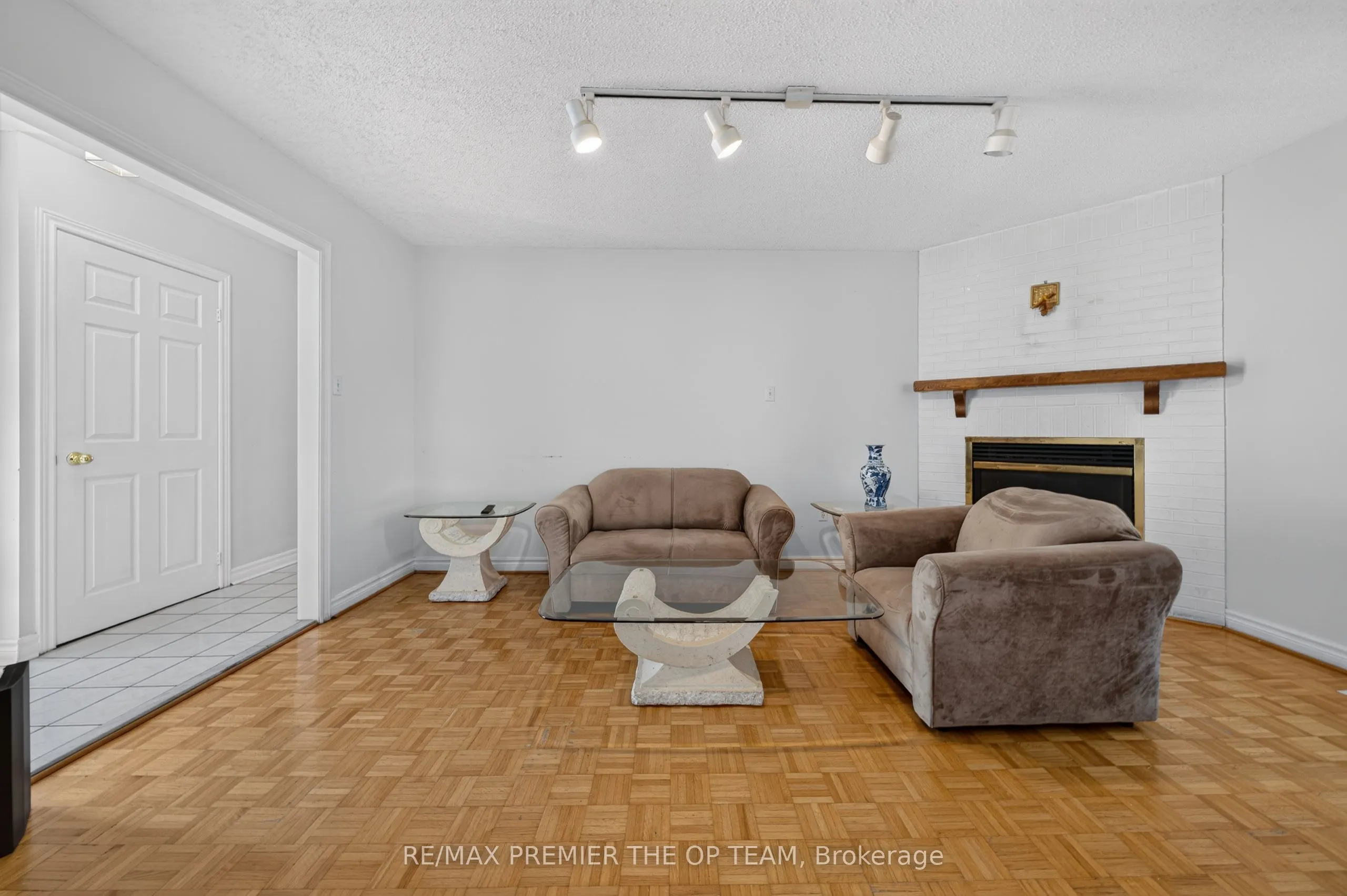 151 Stellick Avenue