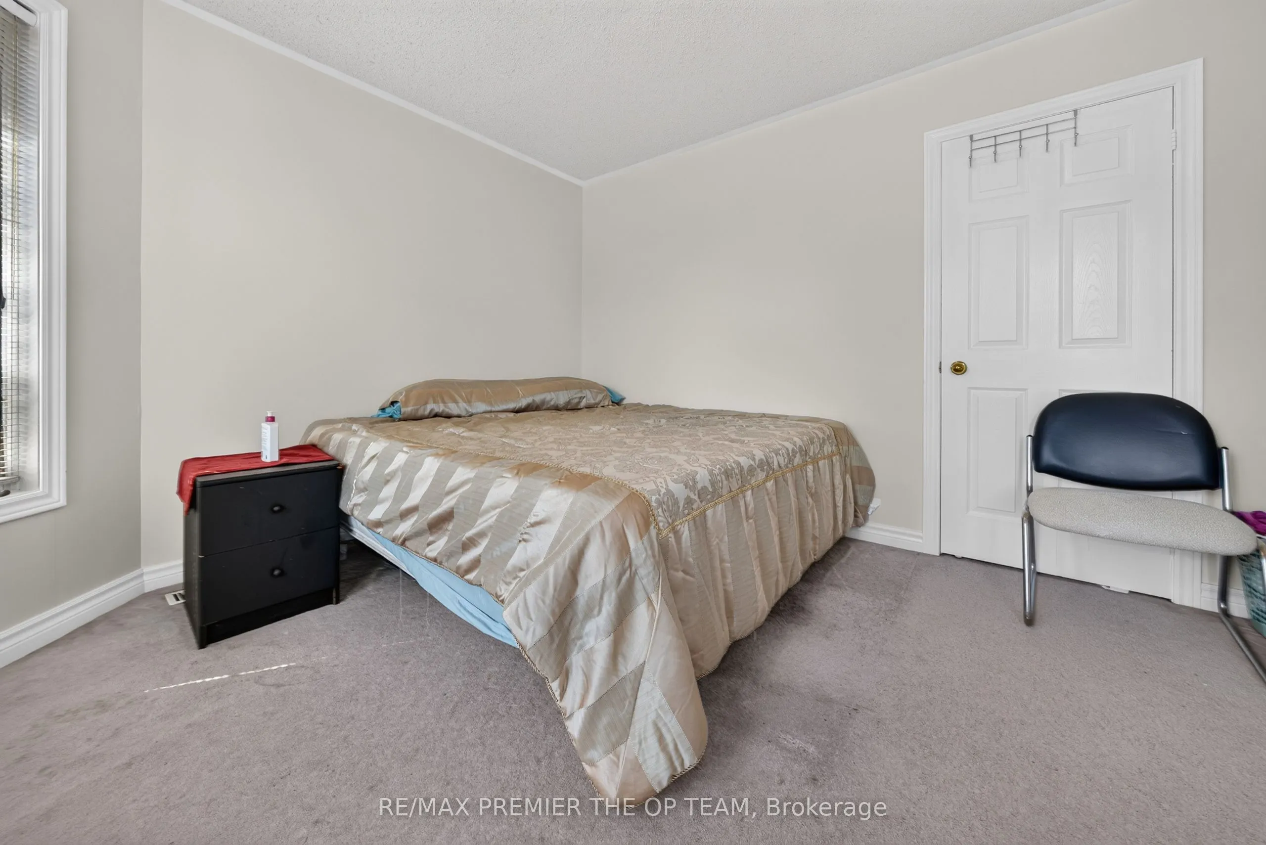 151 Stellick Avenue