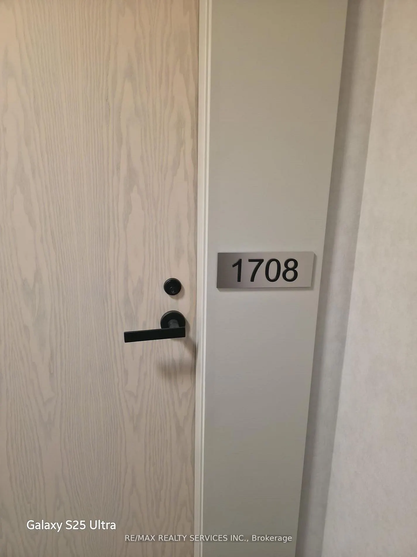 8 Interchange Way #1708
