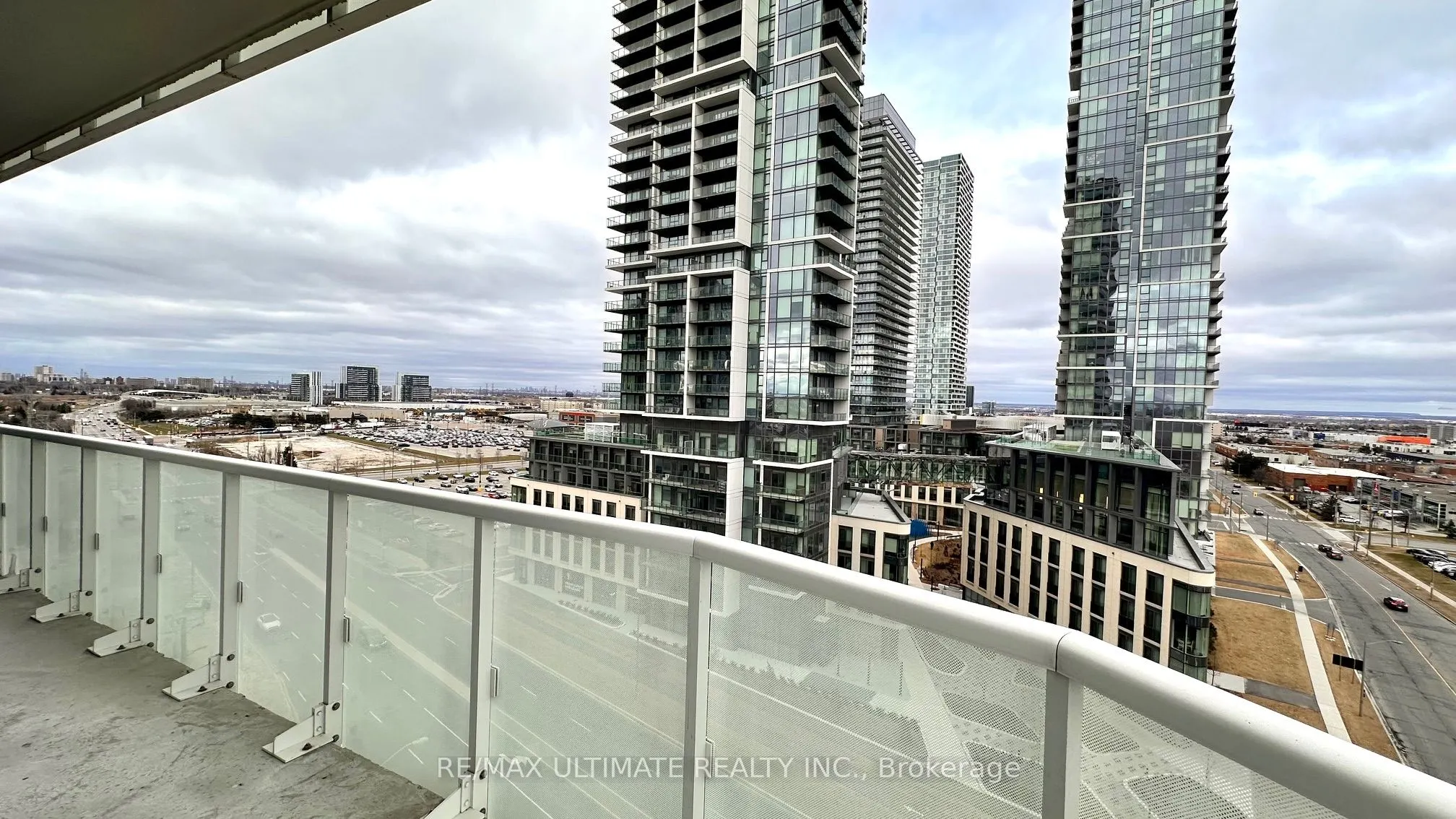 7895 Jane Street #1013