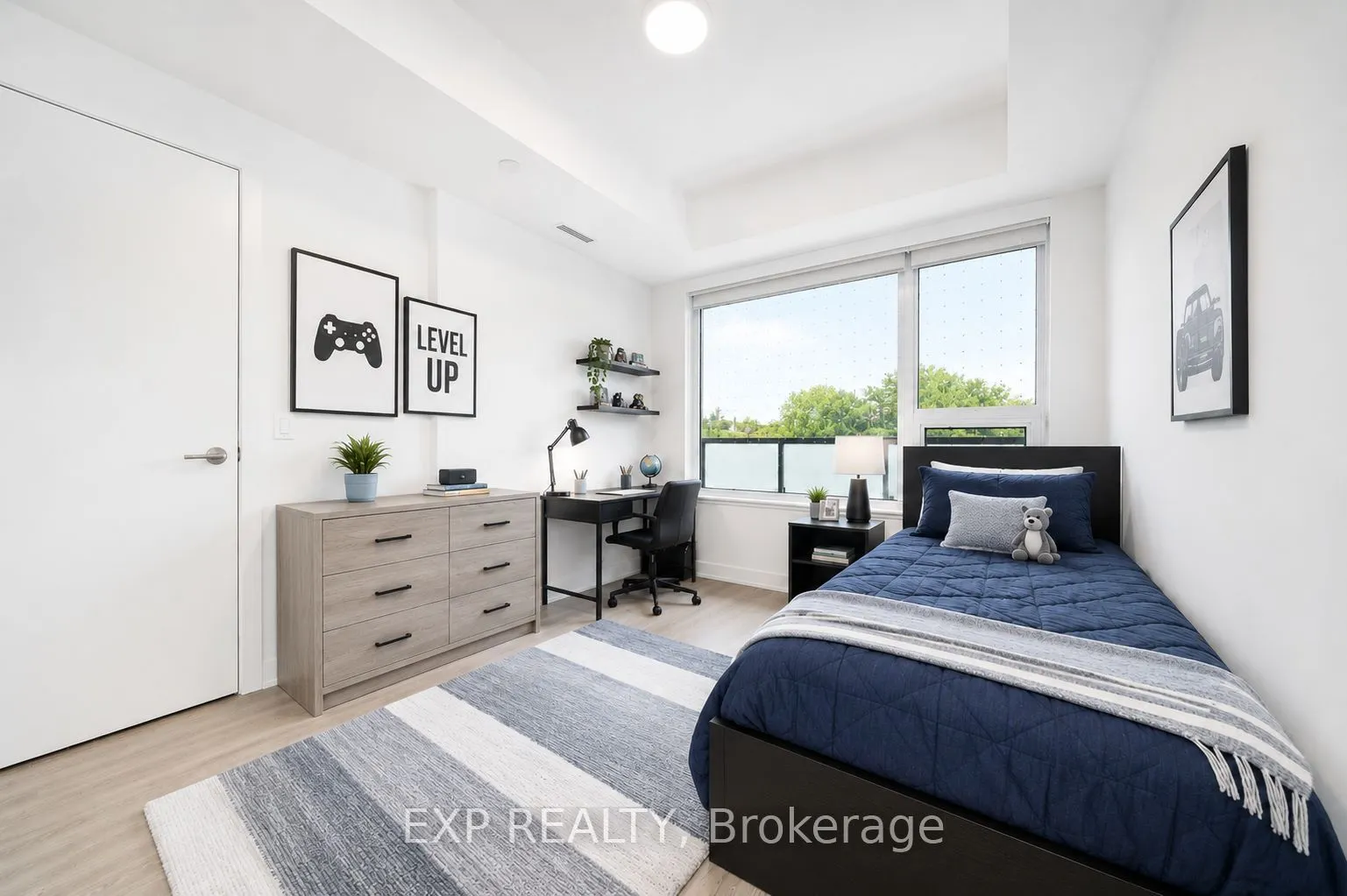 8188 Yonge Street #235