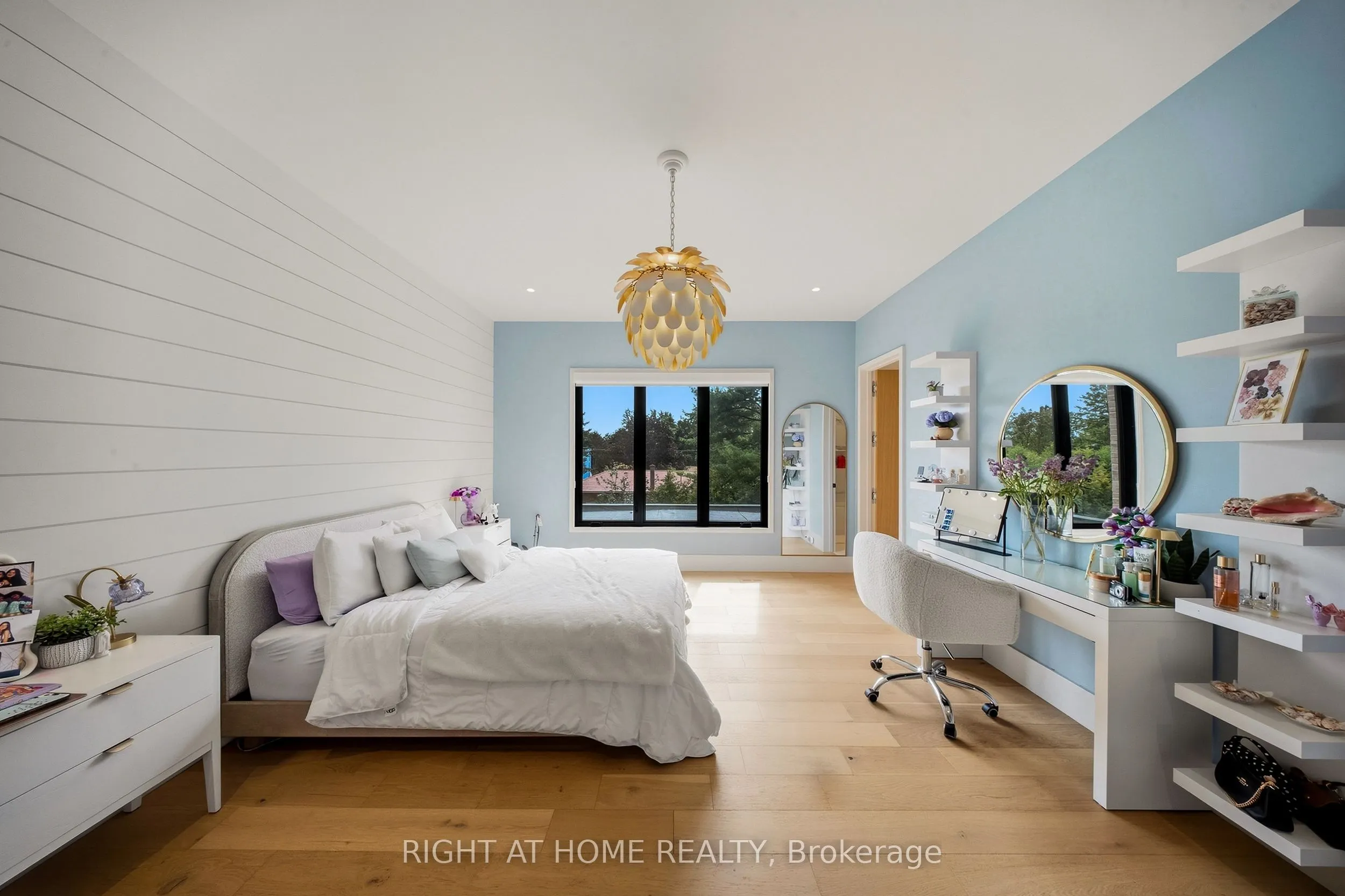 125 Clearview Heights