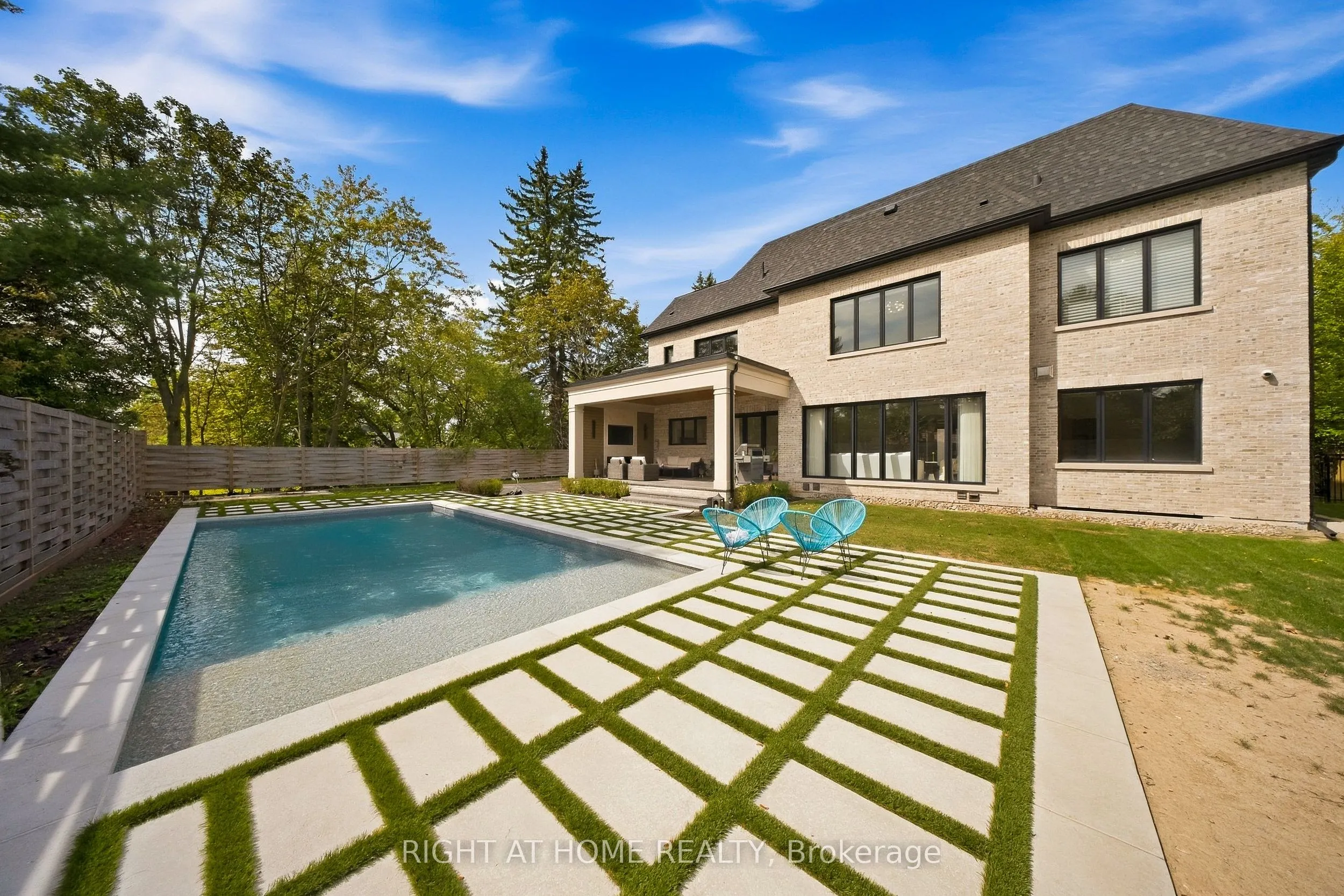 125 Clearview Heights