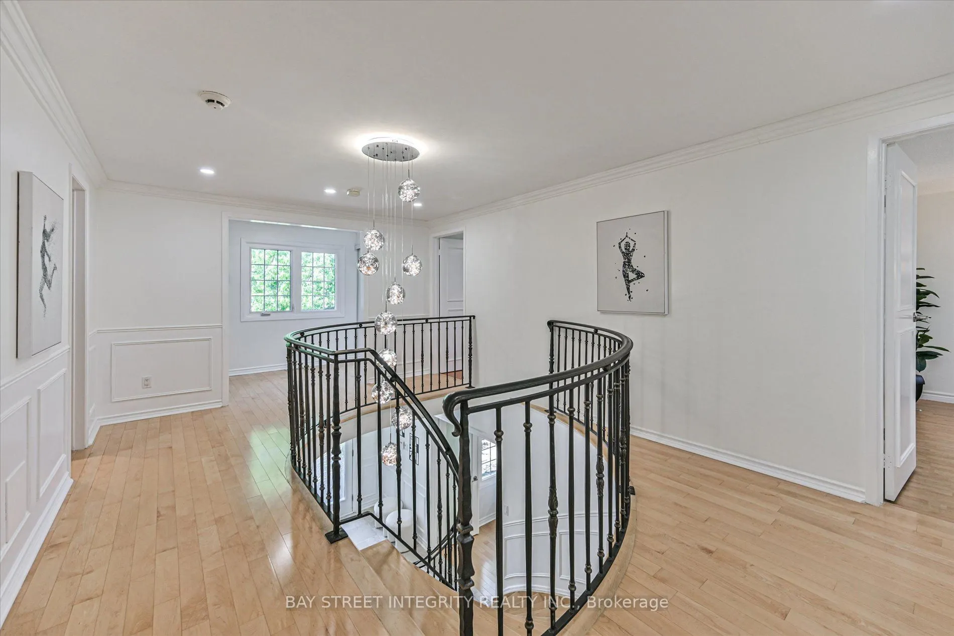 151 Old Surrey Lane