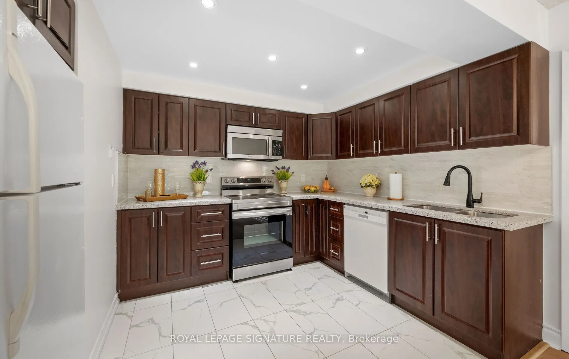 175 Cedar Avenue #202