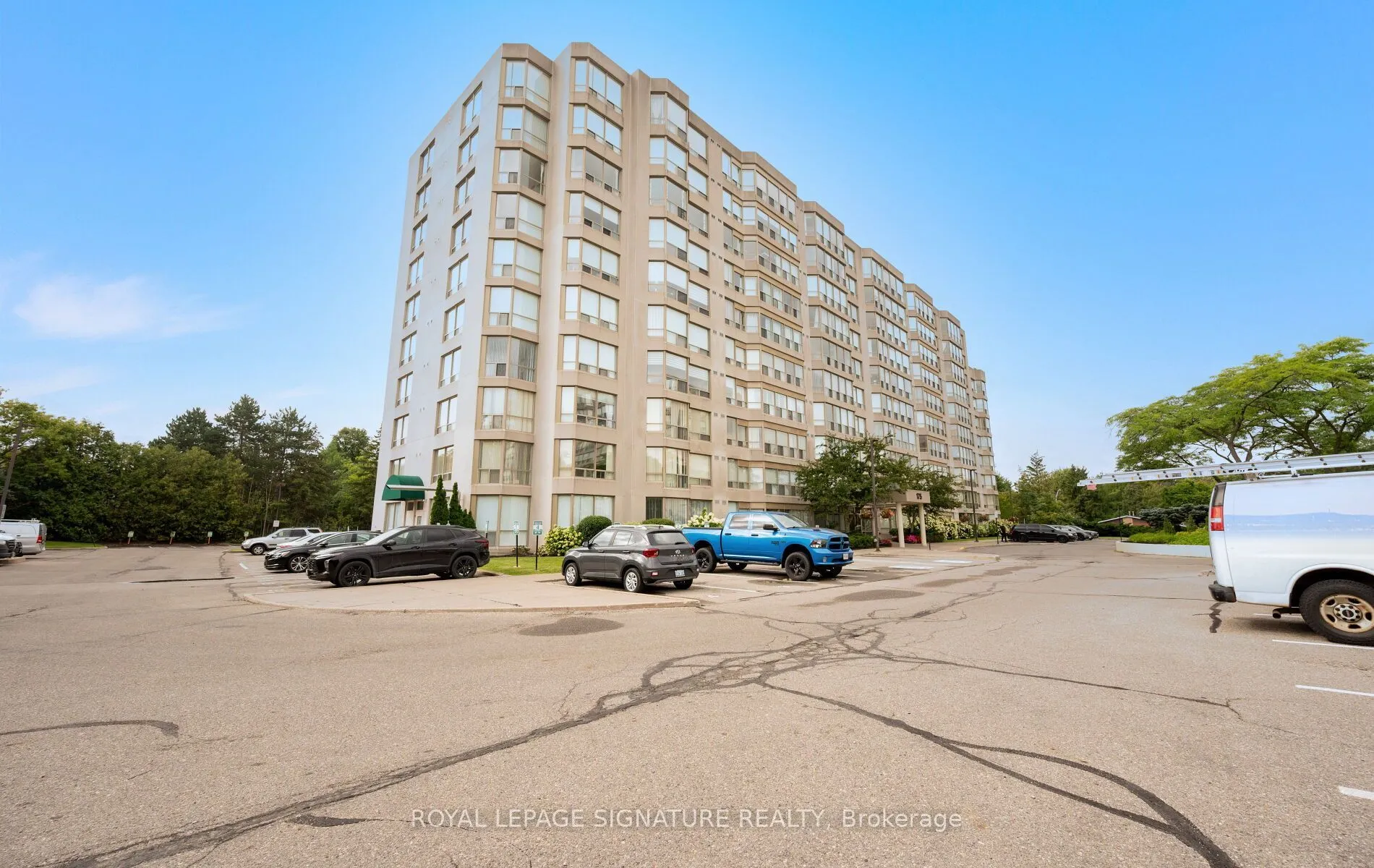 175 Cedar Avenue #202
