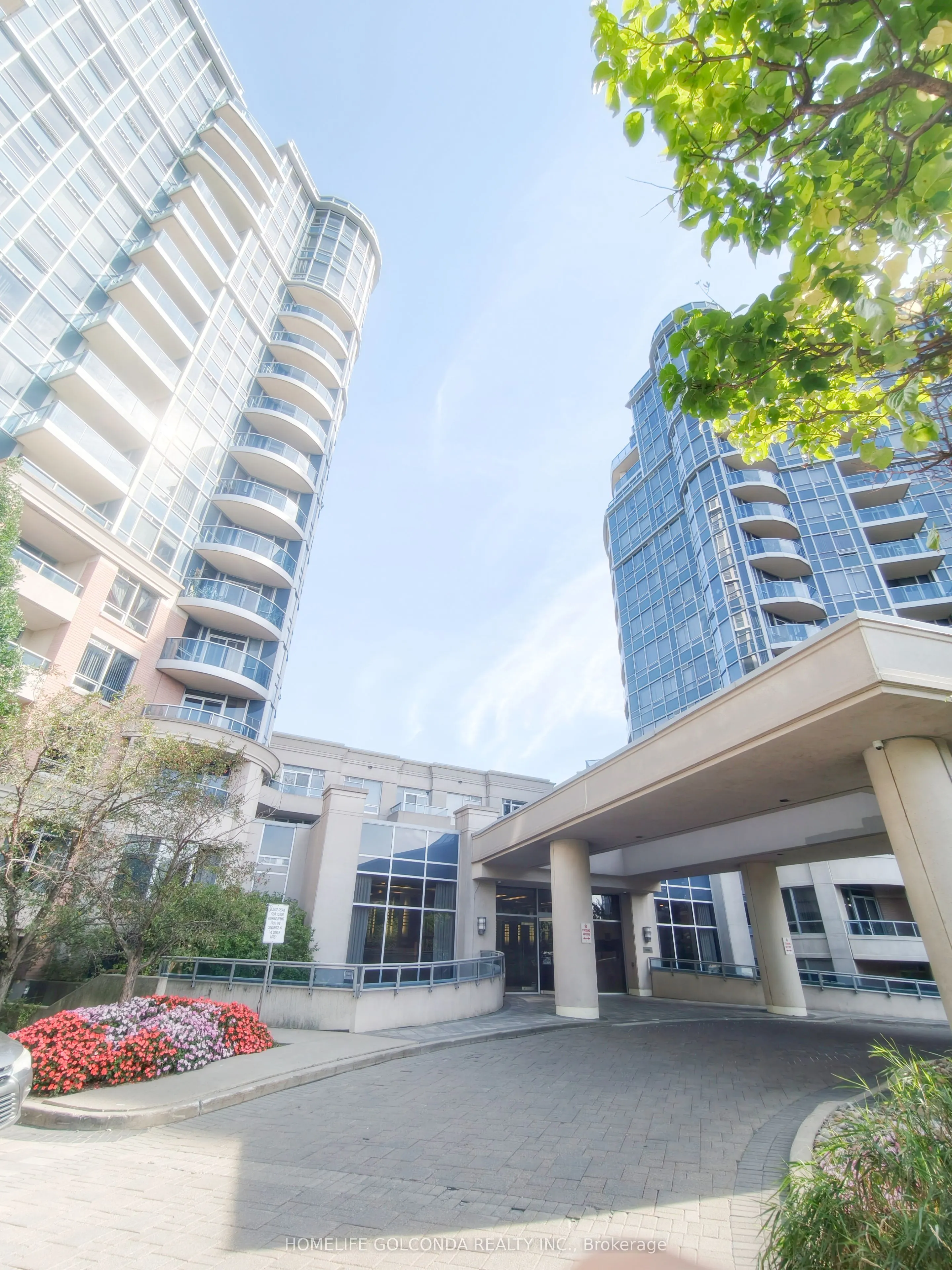 33 Cox Boulevard #720