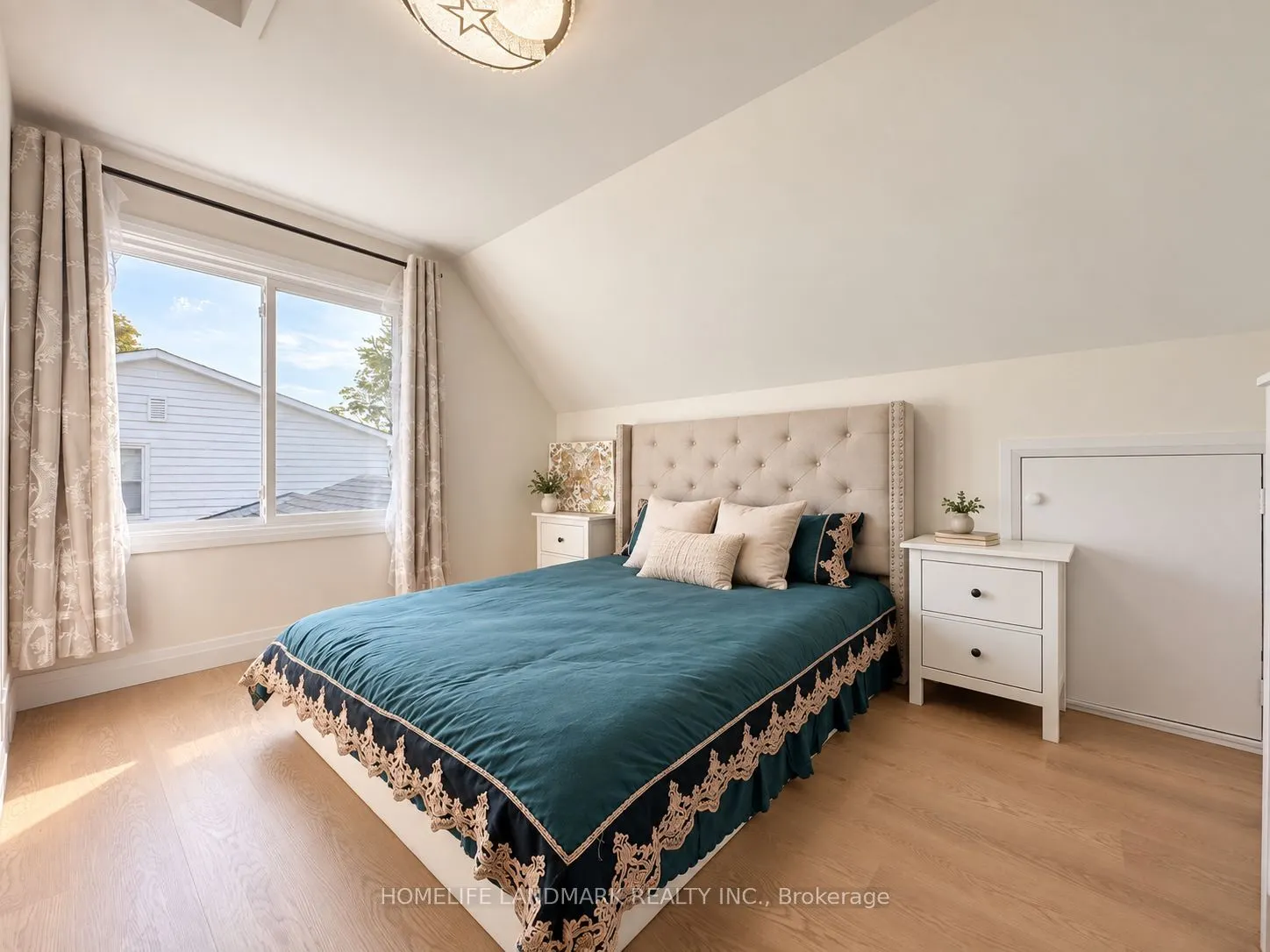 136 Grandview Avenue