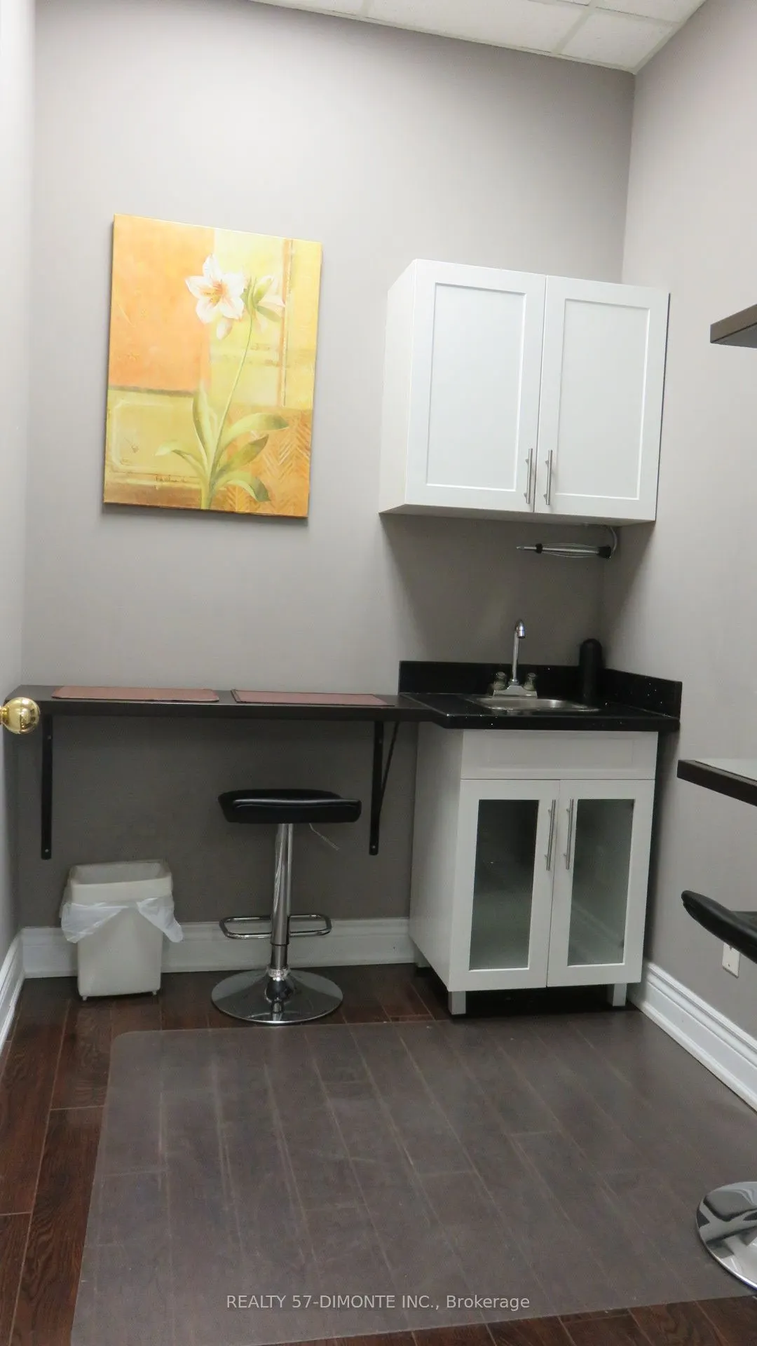 20 Wertheim Court #12