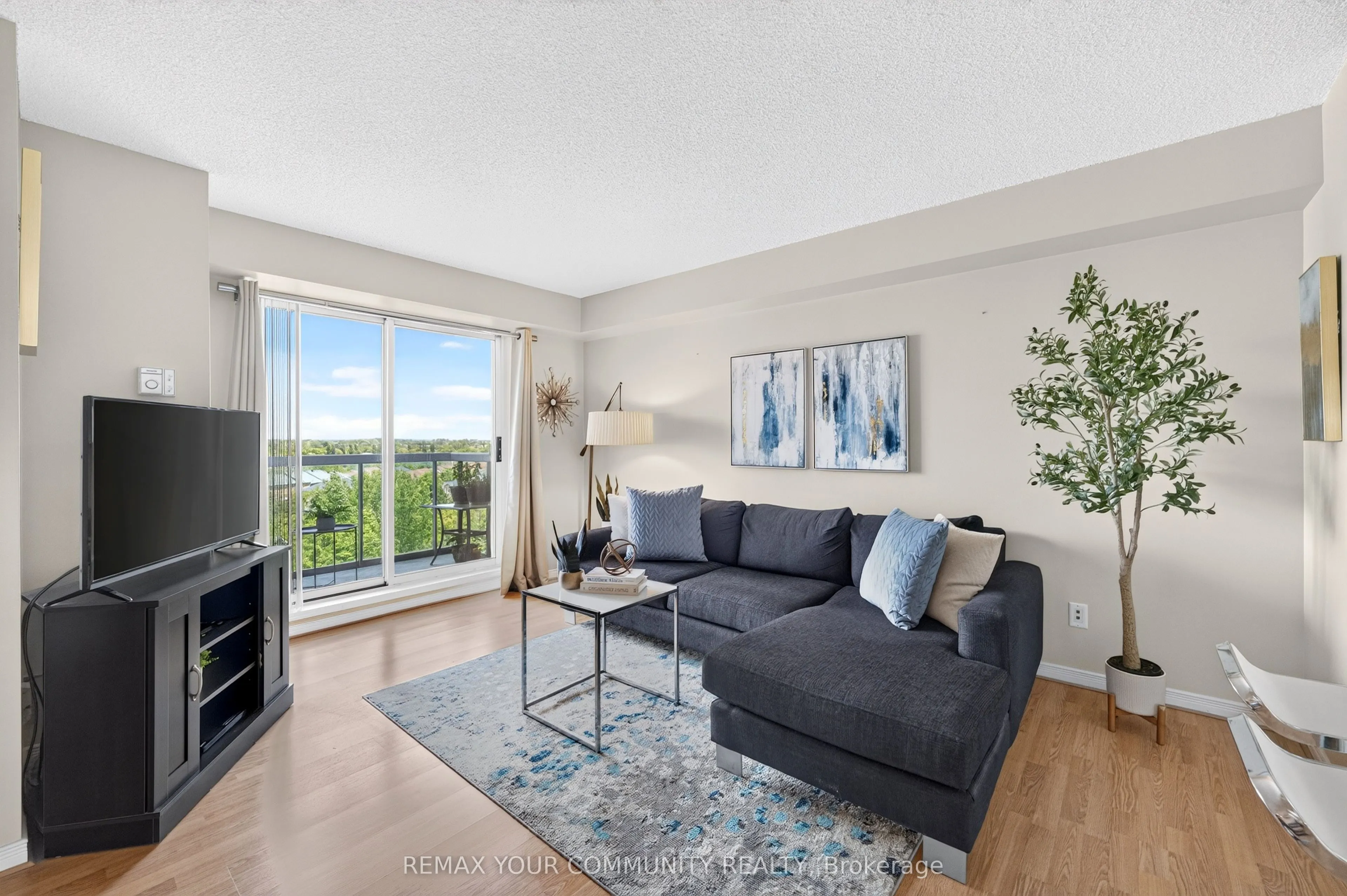 3 ELLESMERE Street #721
