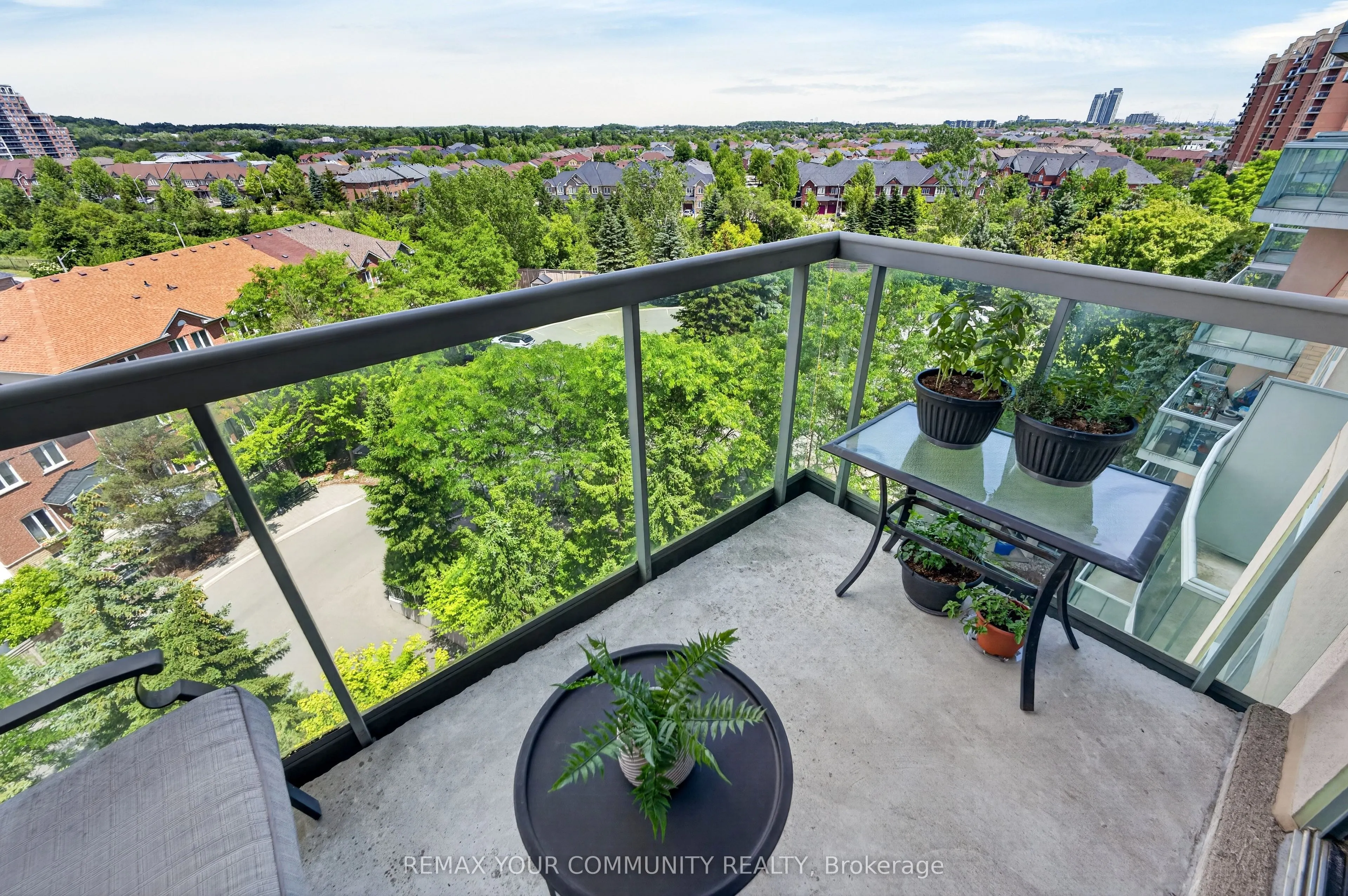 3 ELLESMERE Street #721