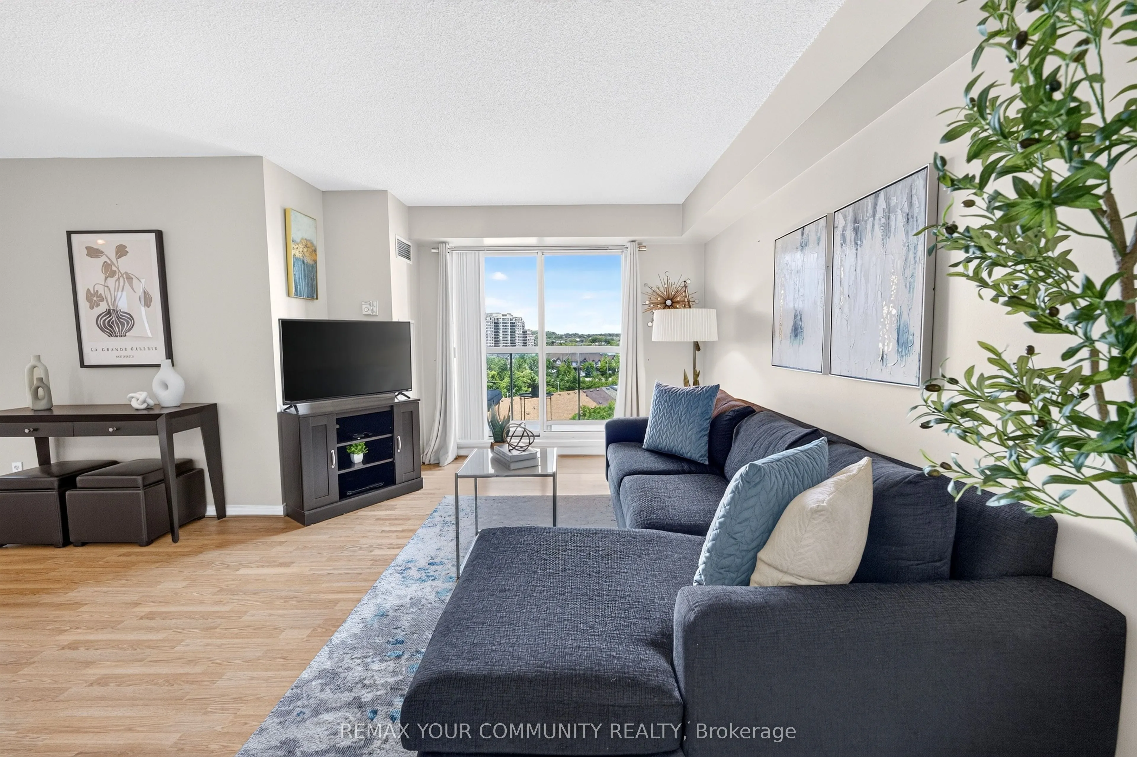 3 ELLESMERE Street #721