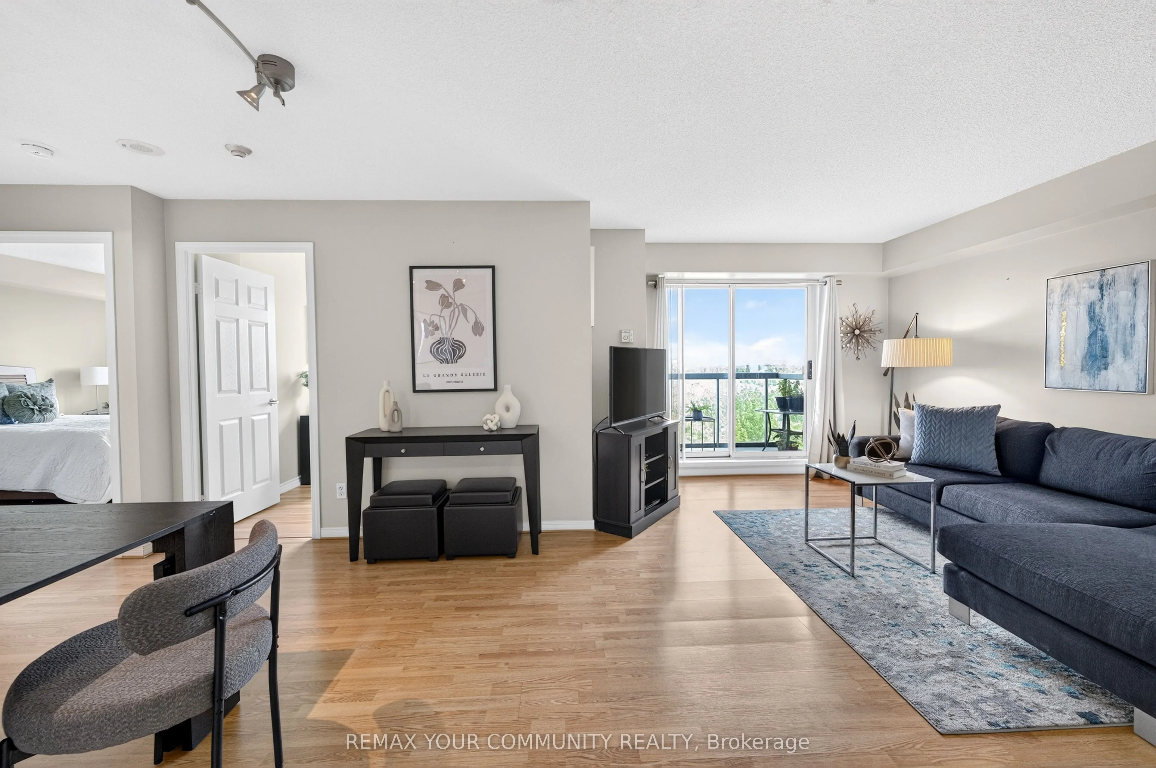 3 ELLESMERE Street #721