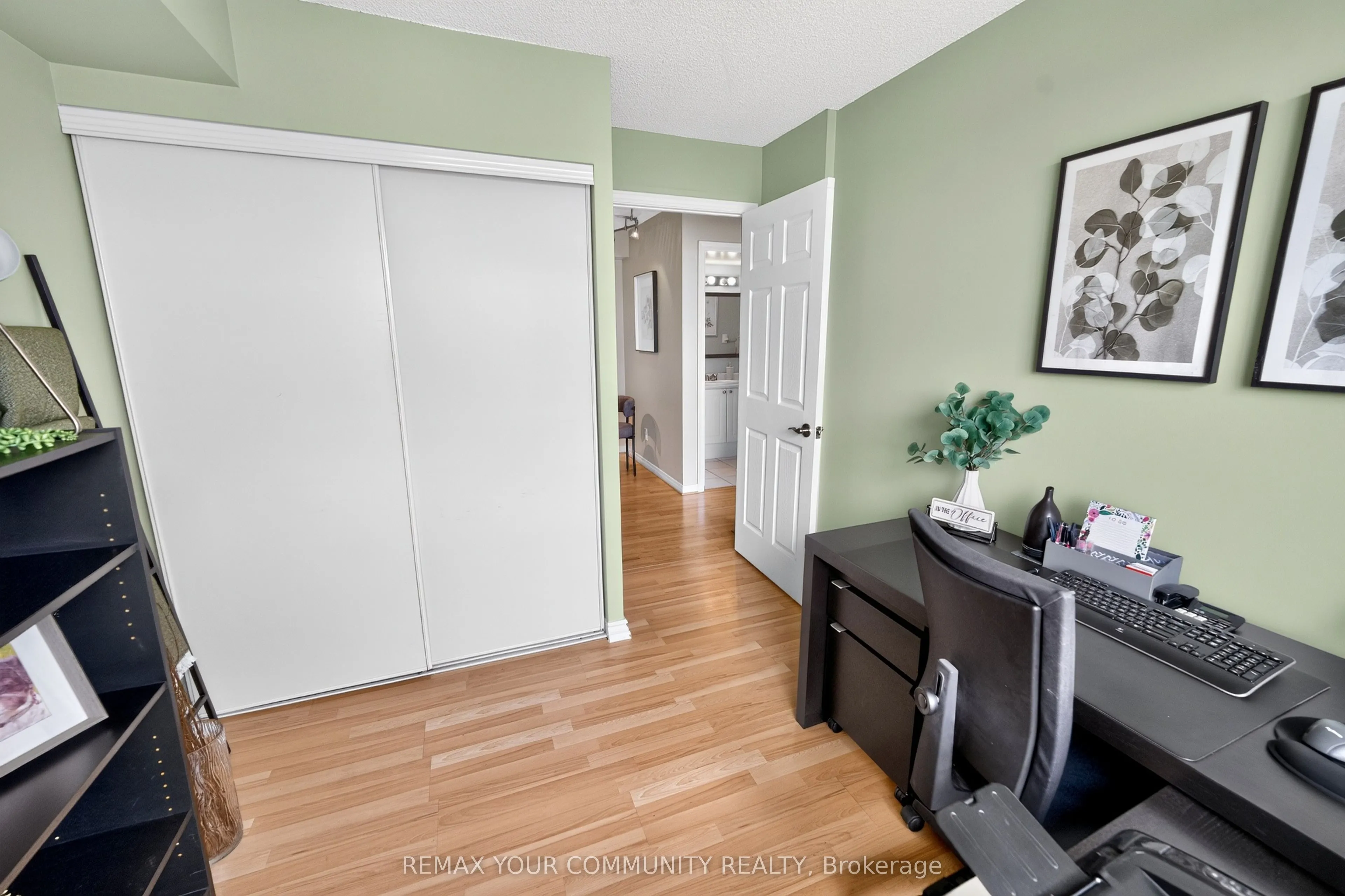 3 ELLESMERE Street #721