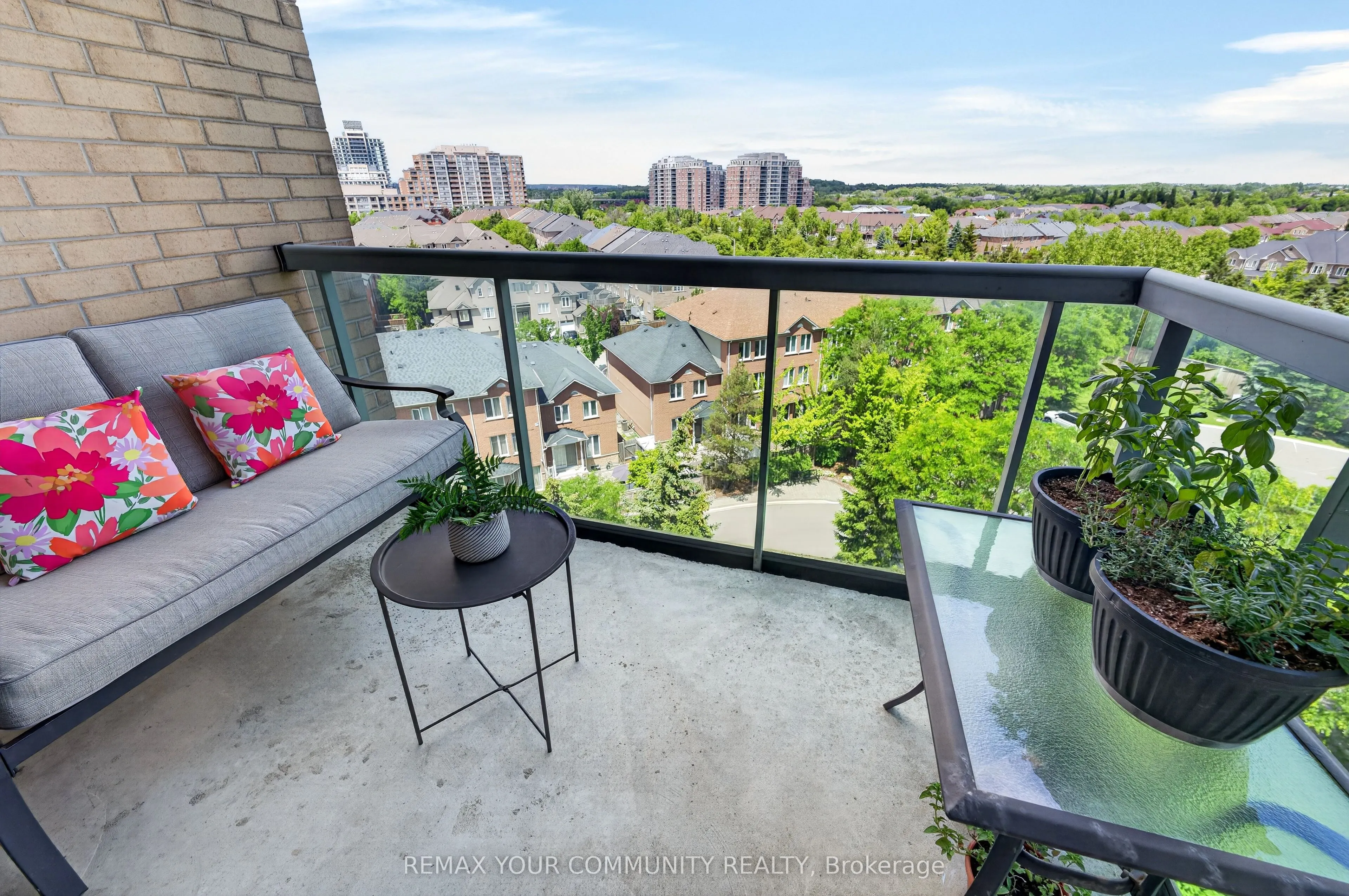 3 ELLESMERE Street #721
