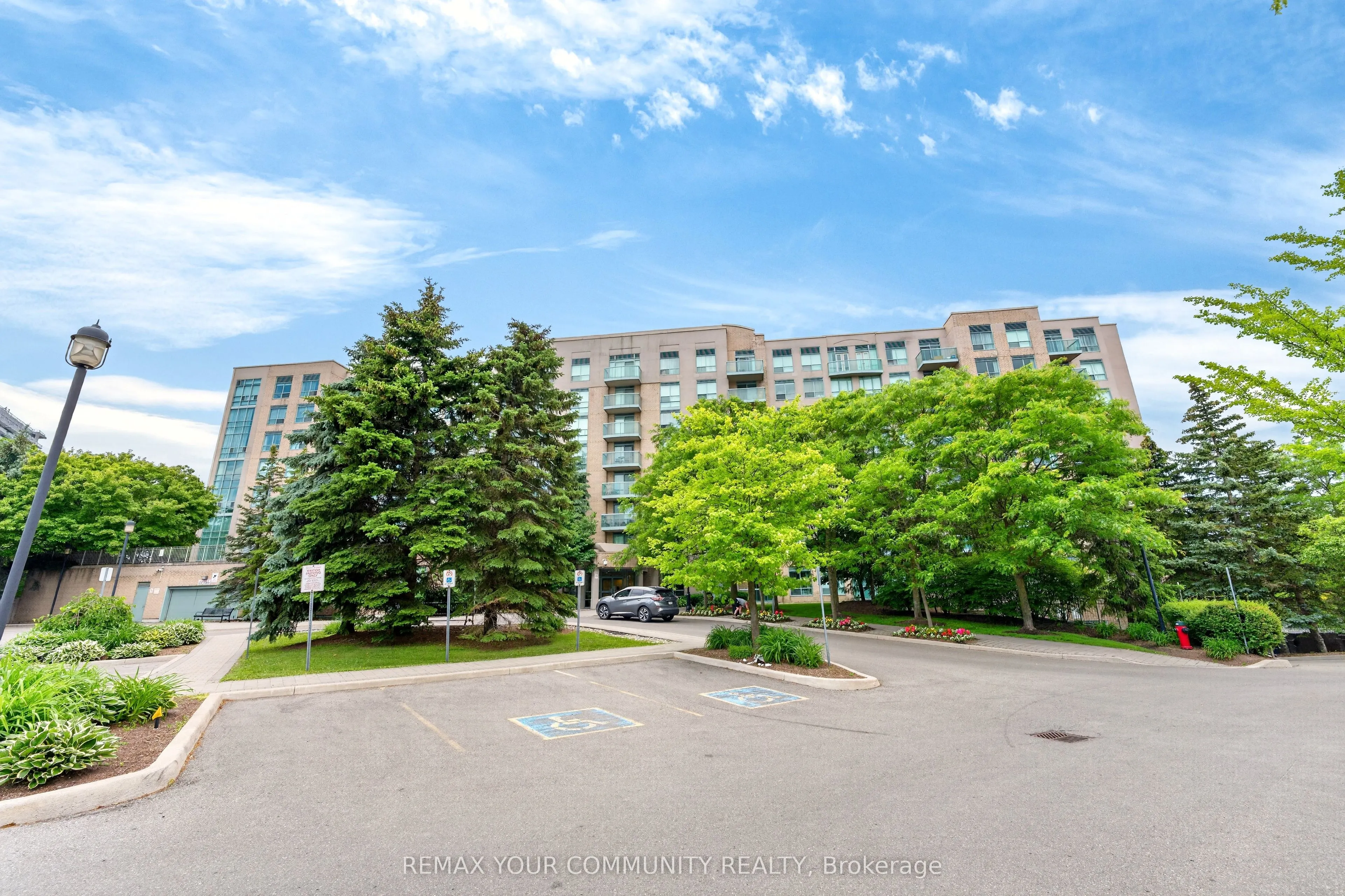 3 ELLESMERE Street #721