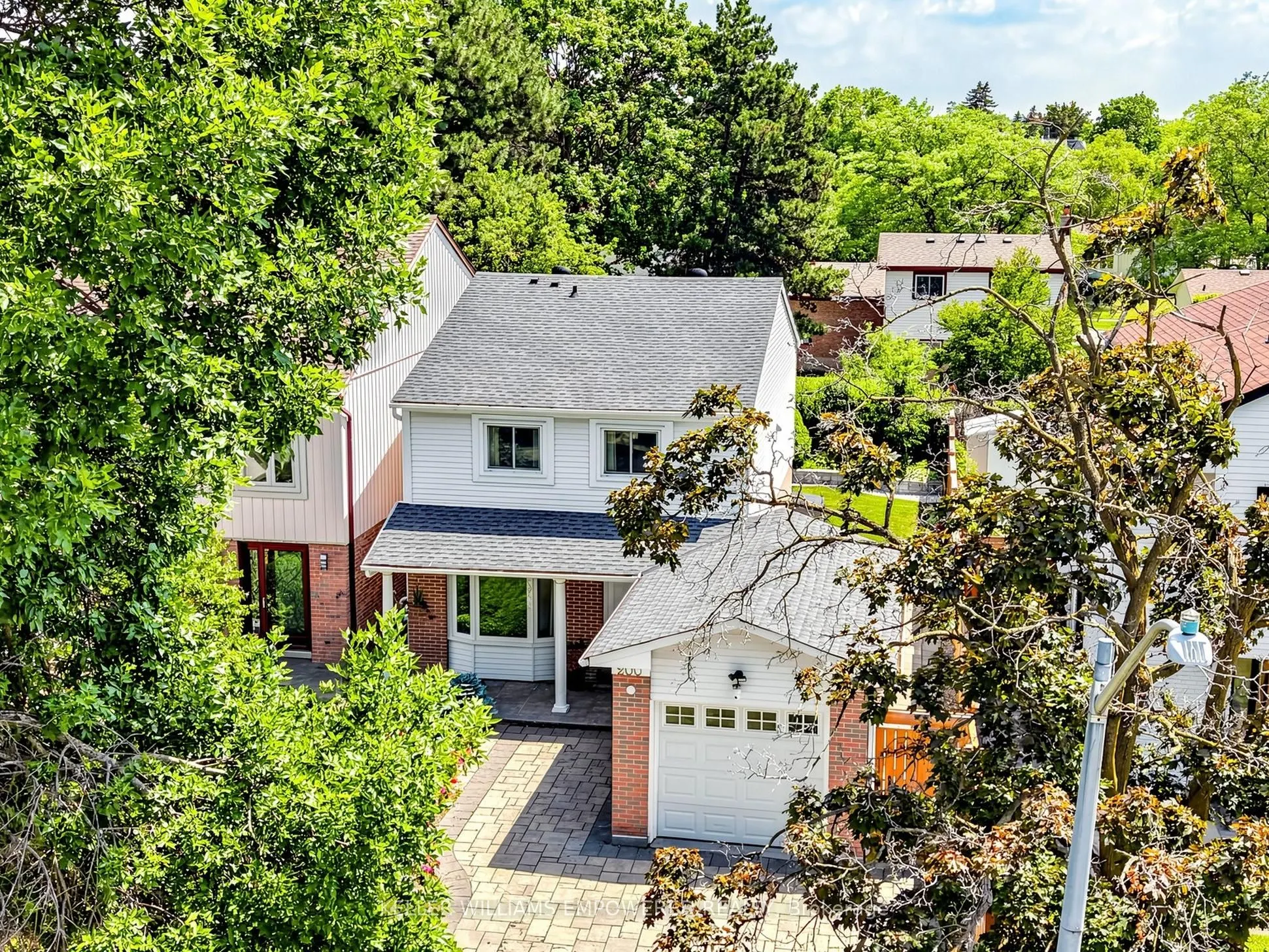 200 Castle Rock Drive