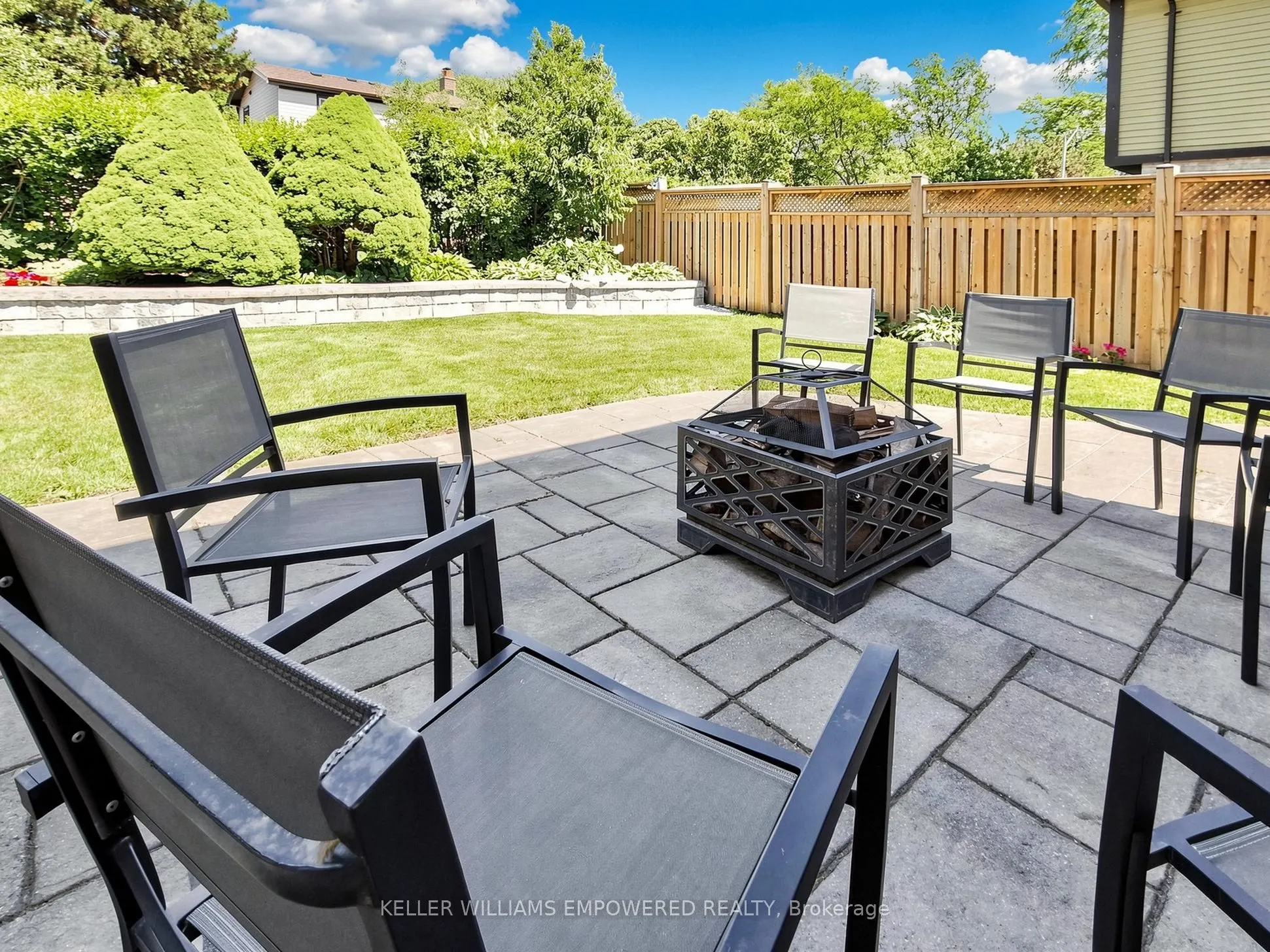 200 Castle Rock Drive