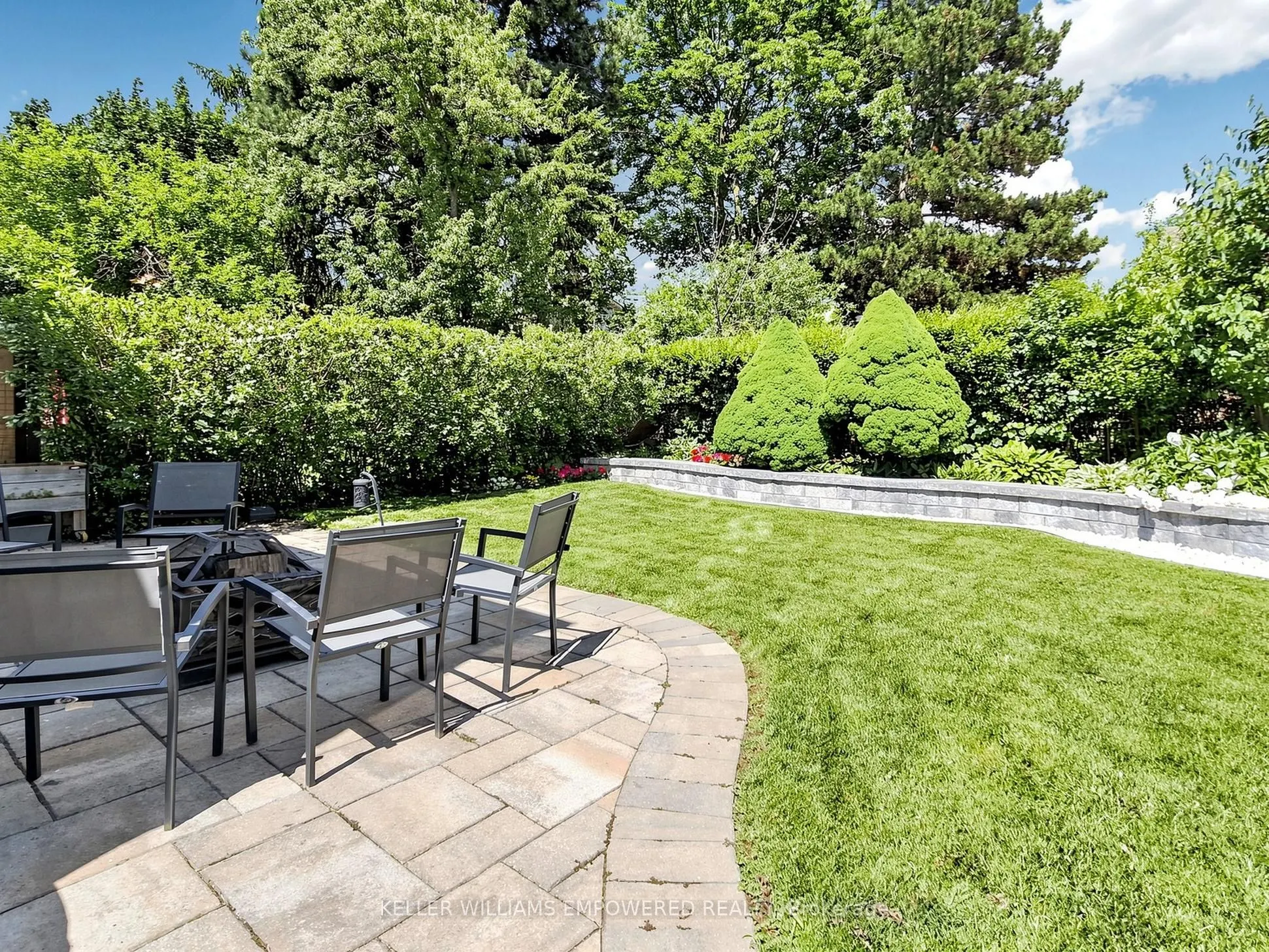 200 Castle Rock Drive