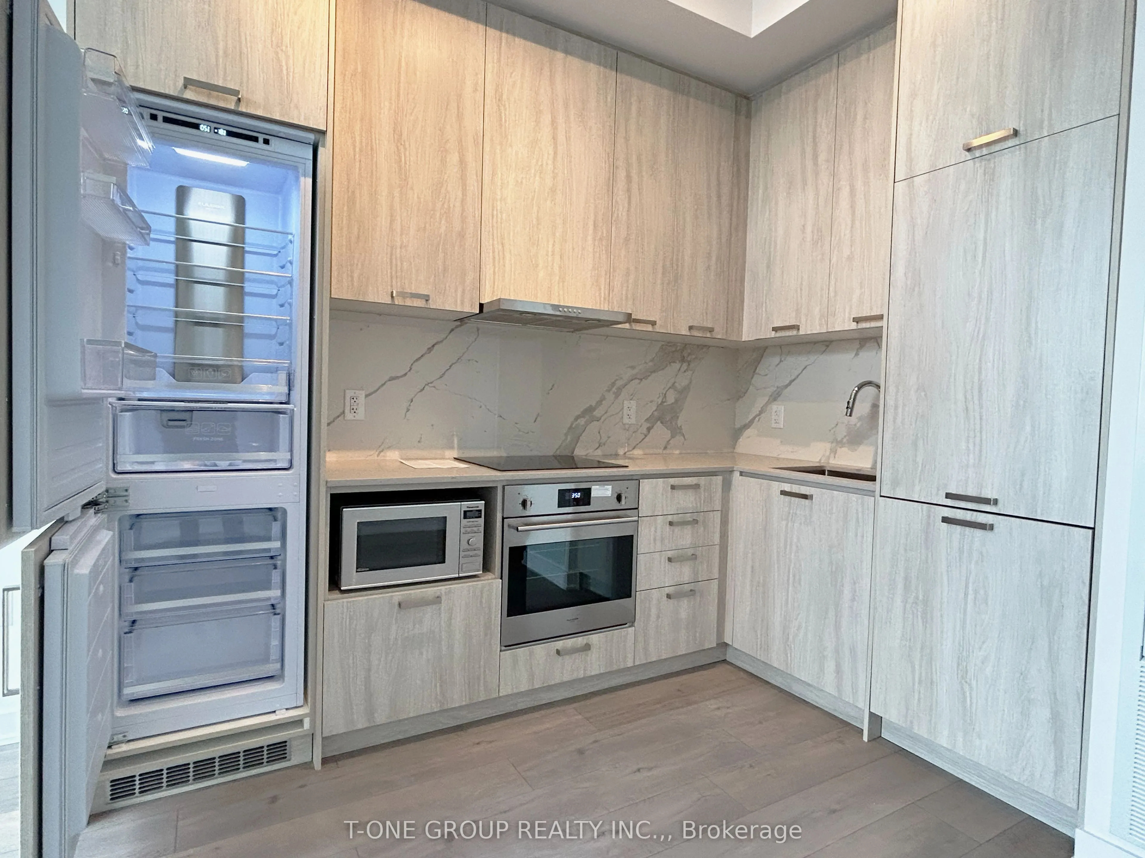 38 Honeycrisp Crescent #312