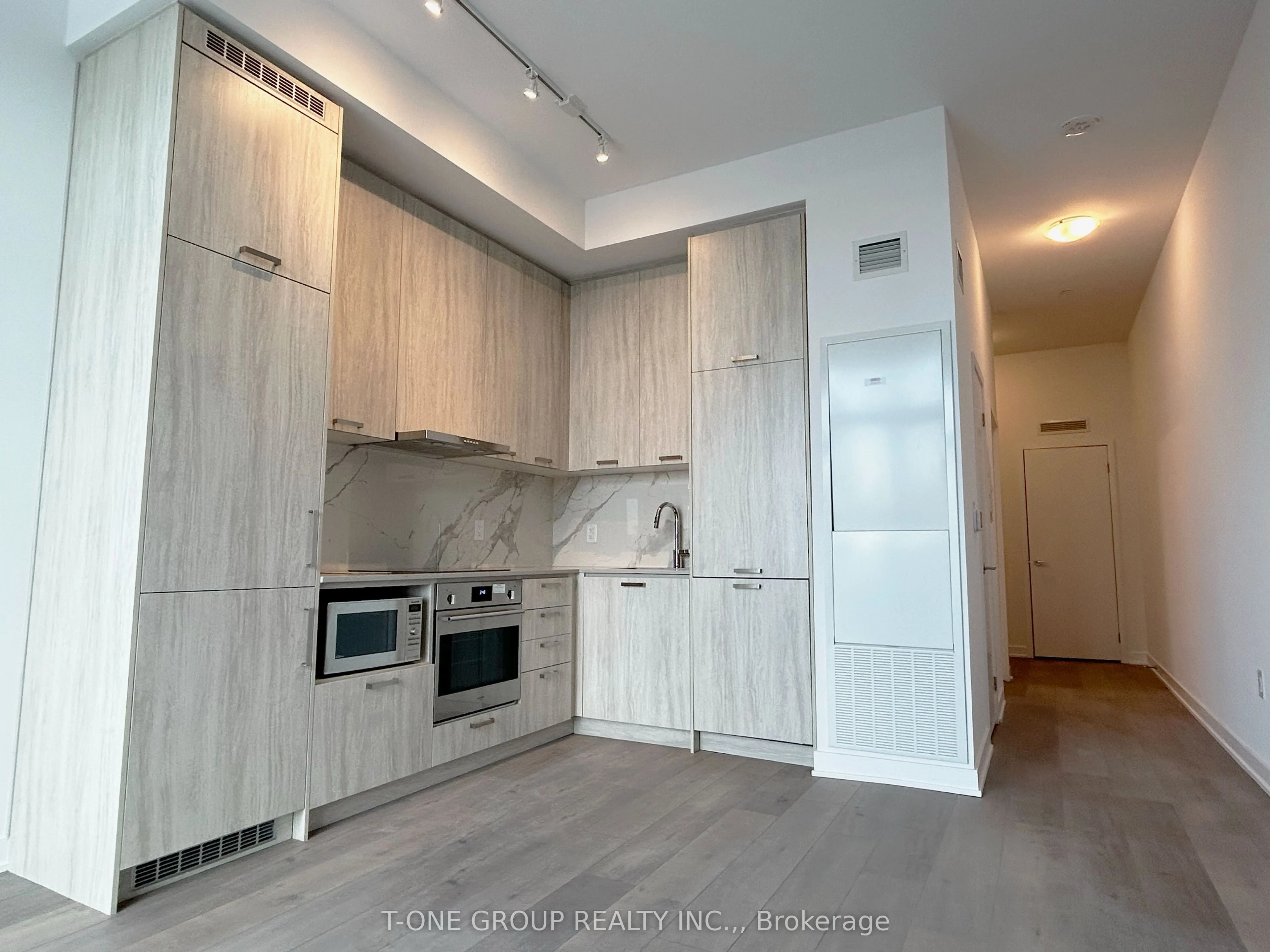 38 Honeycrisp Crescent #312