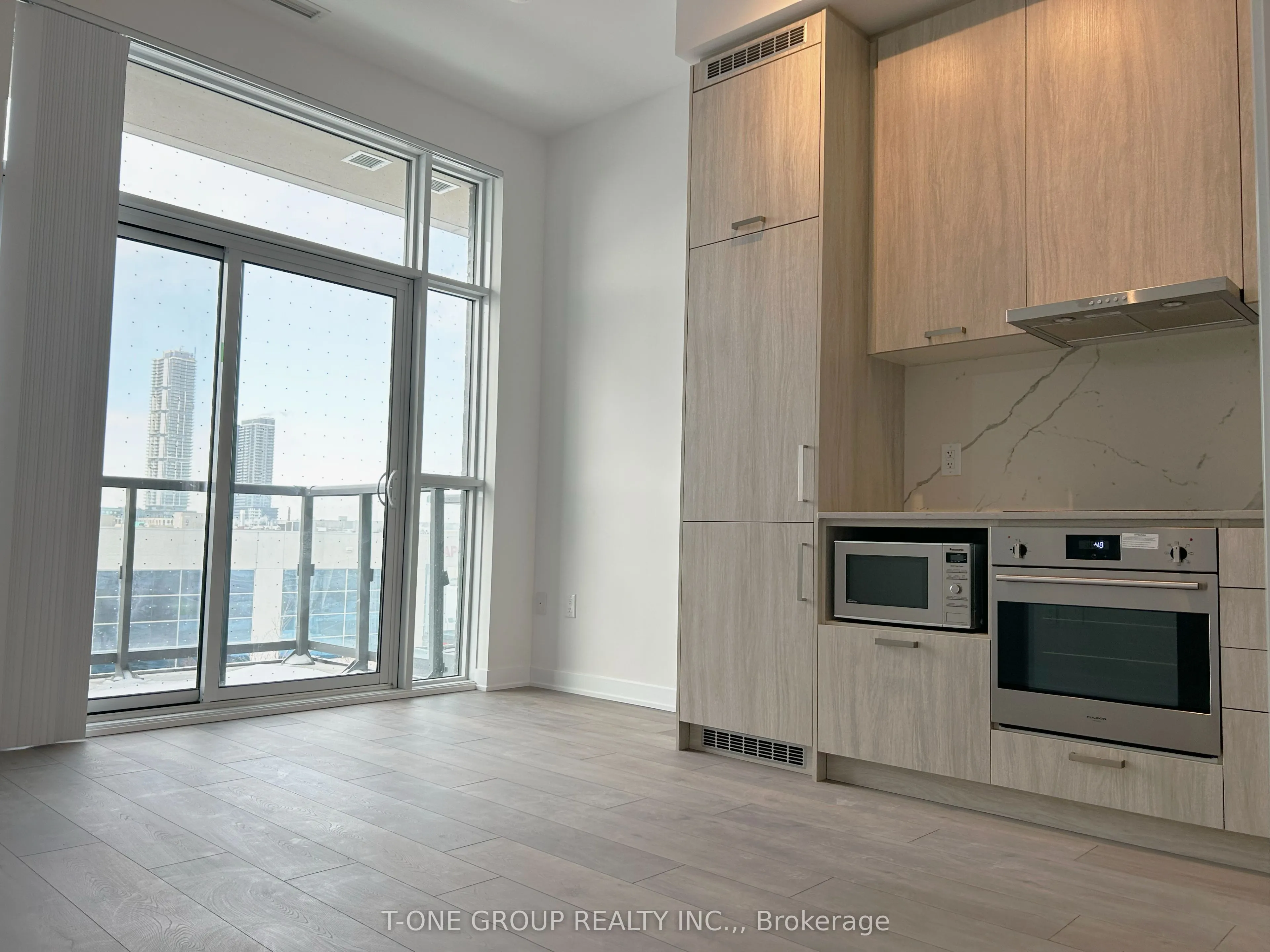 38 Honeycrisp Crescent #312