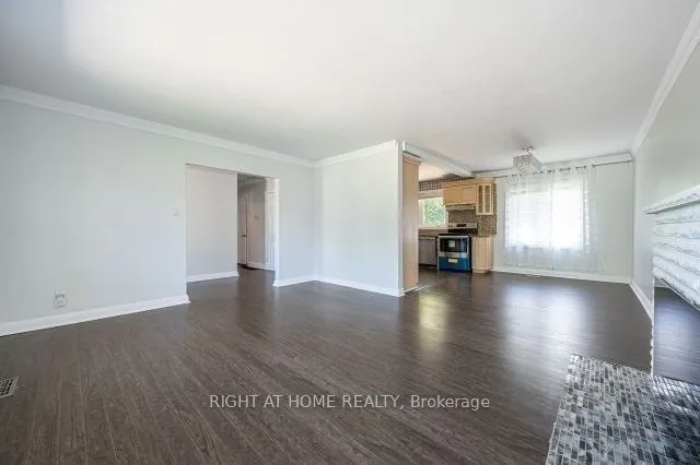 52 Eagle Street #Main
