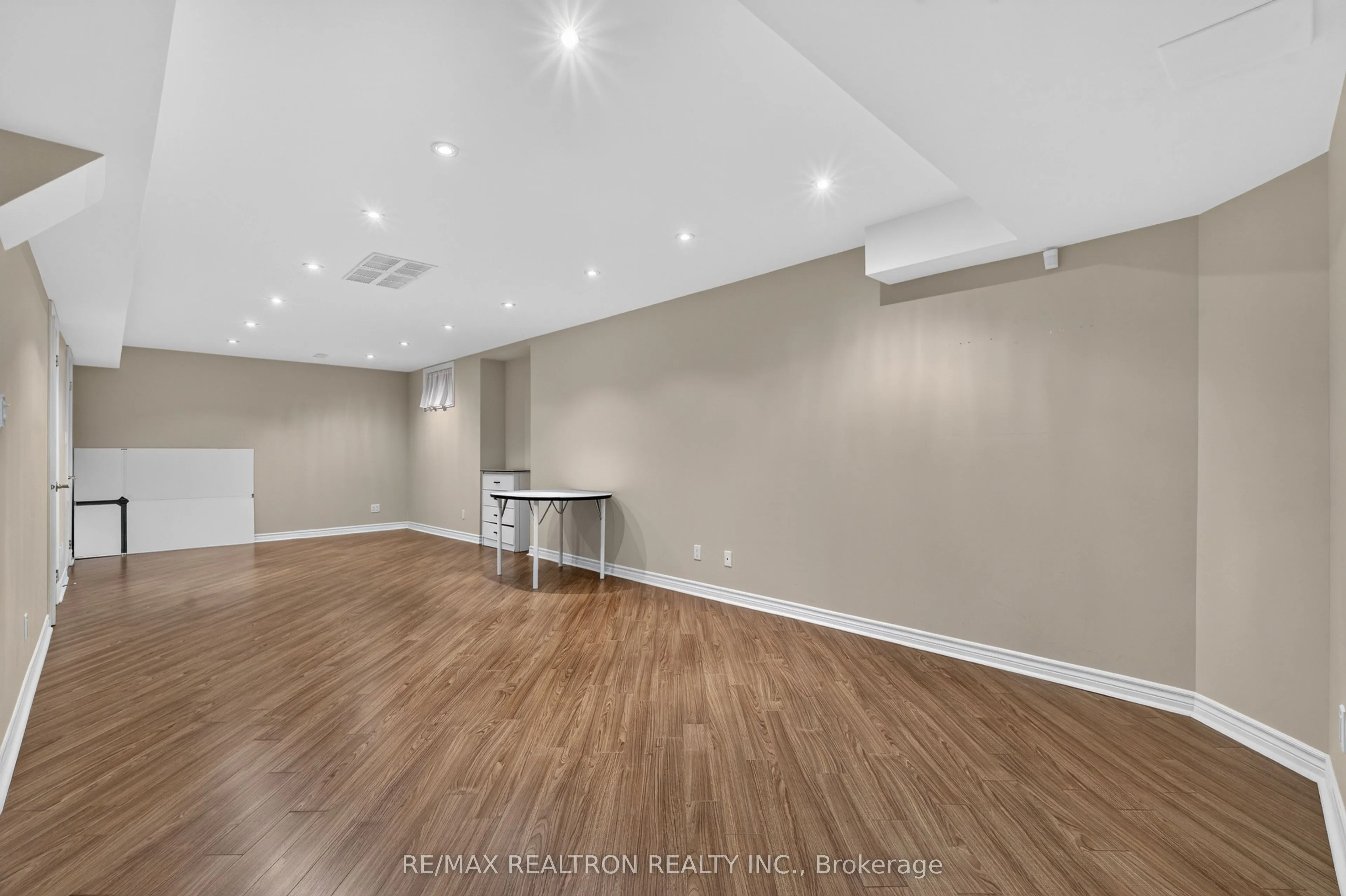 12 Loudon Crescent