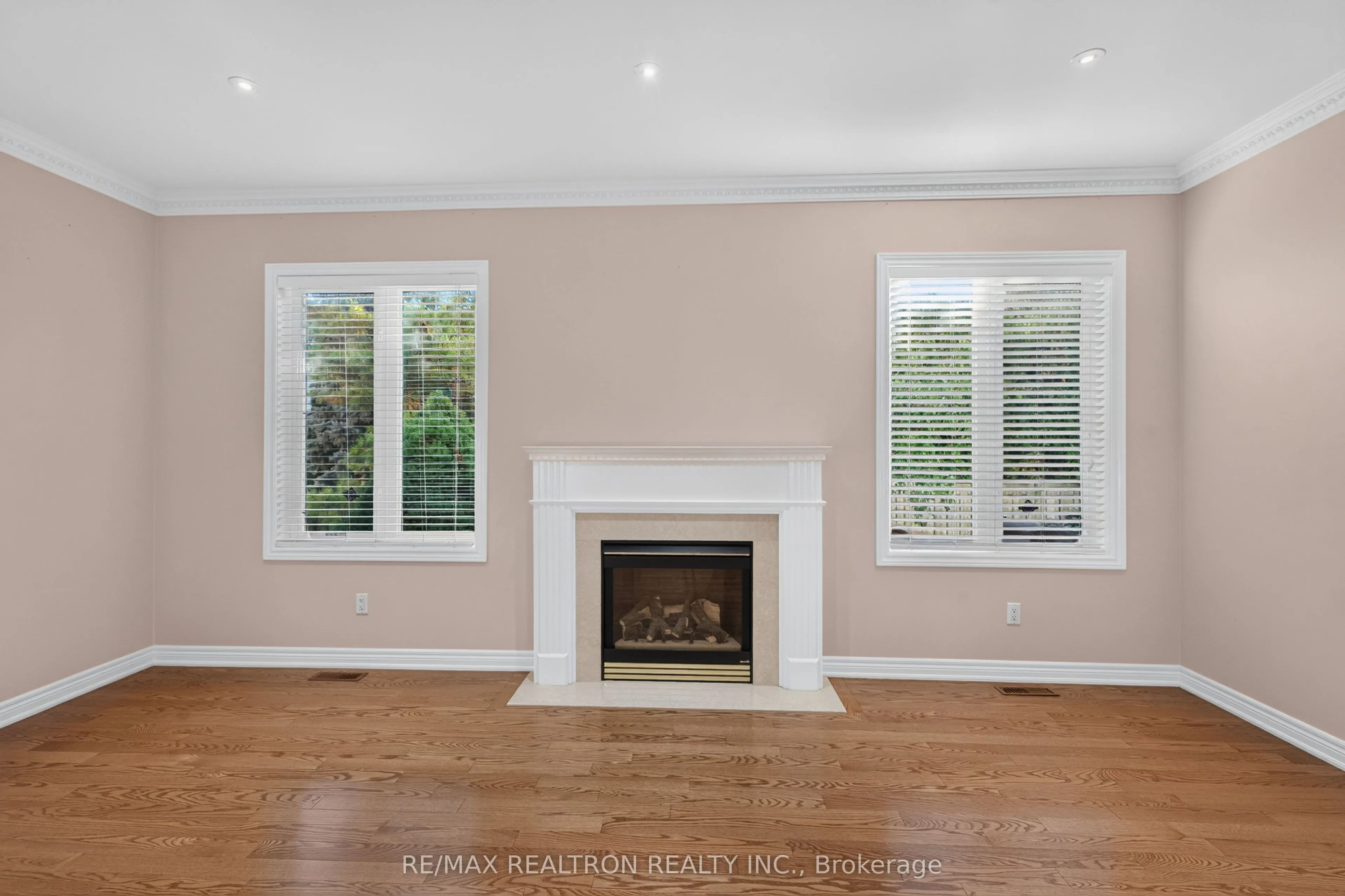 12 Loudon Crescent