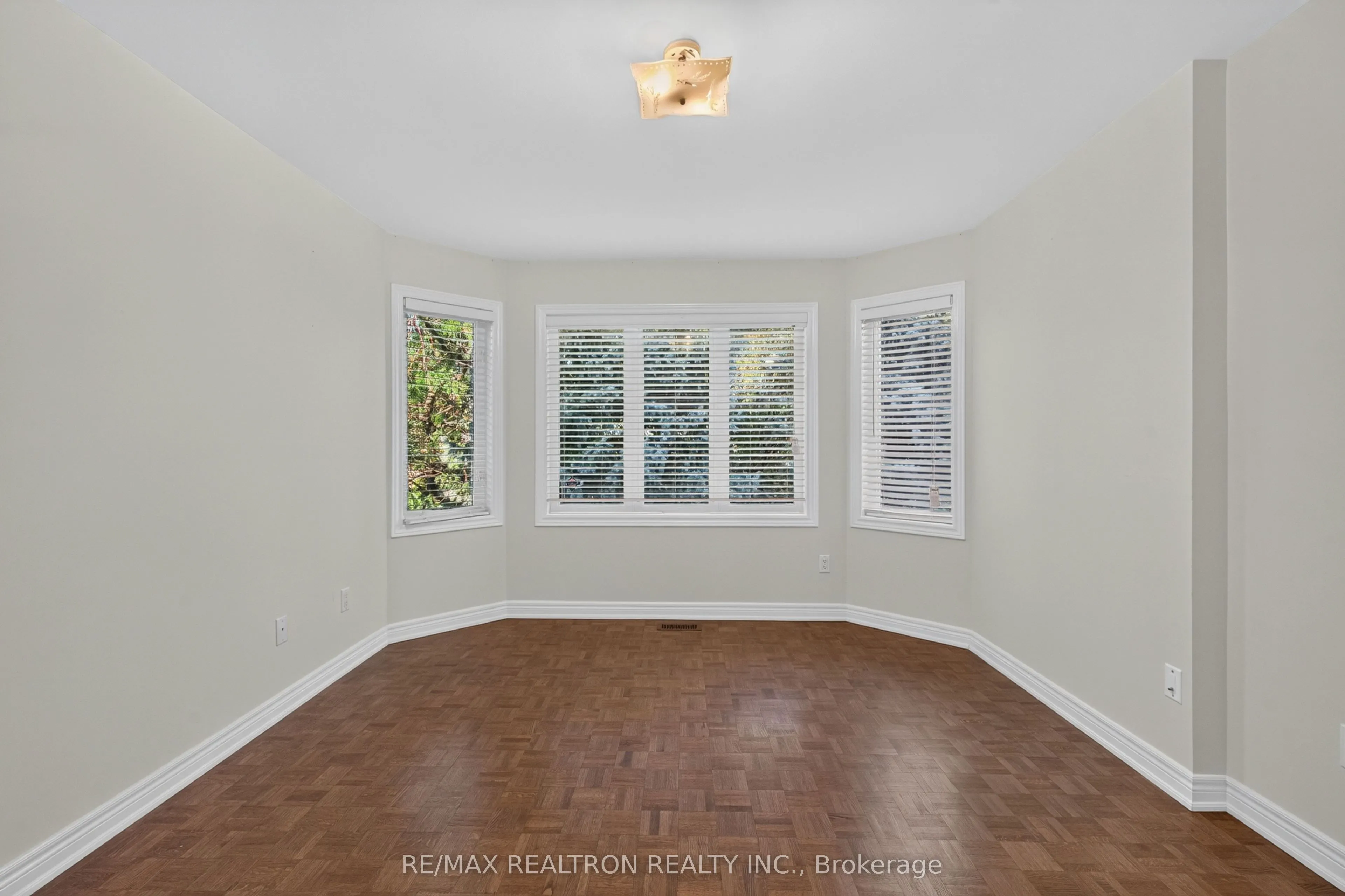 12 Loudon Crescent