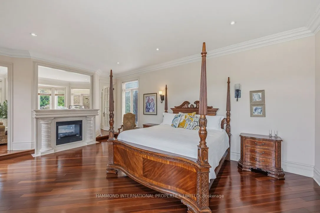 776 Woodland Acres Crescent