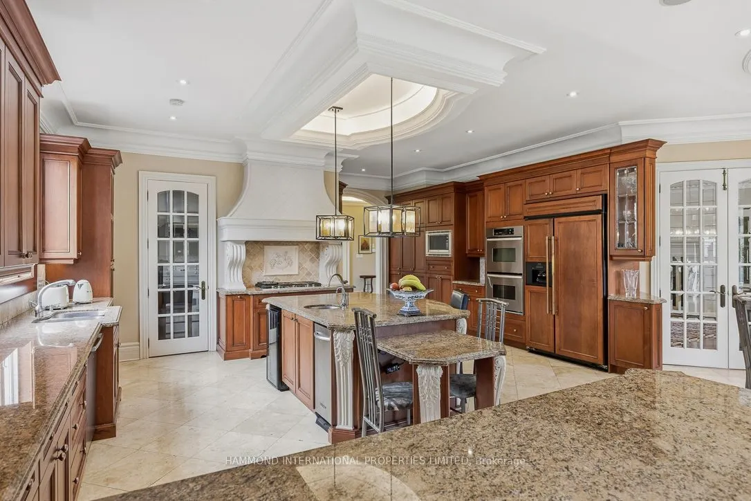 776 Woodland Acres Crescent