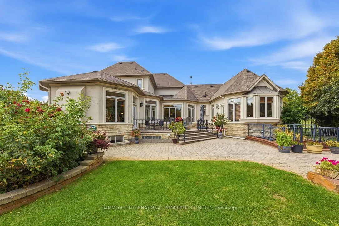 776 Woodland Acres Crescent