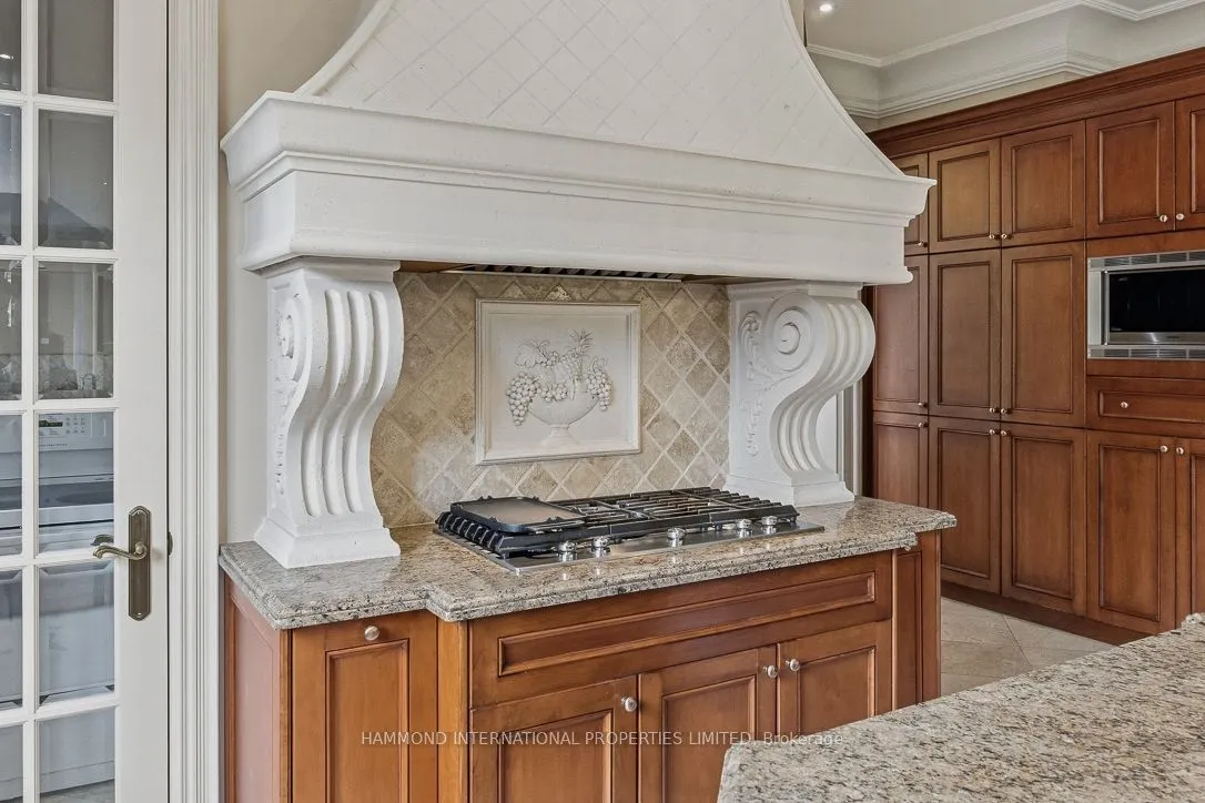 776 Woodland Acres Crescent