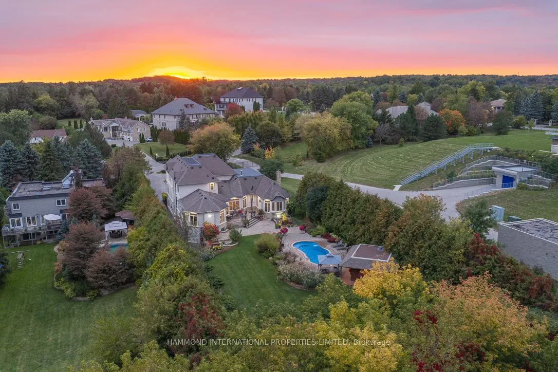 776 Woodland Acres Crescent