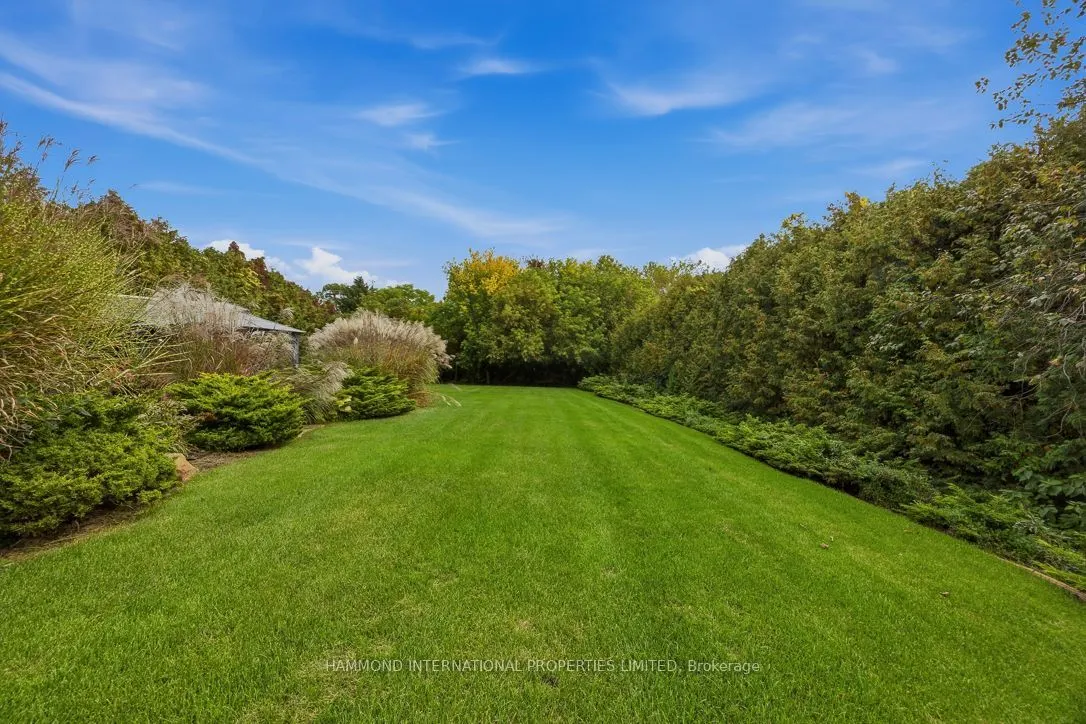 776 Woodland Acres Crescent