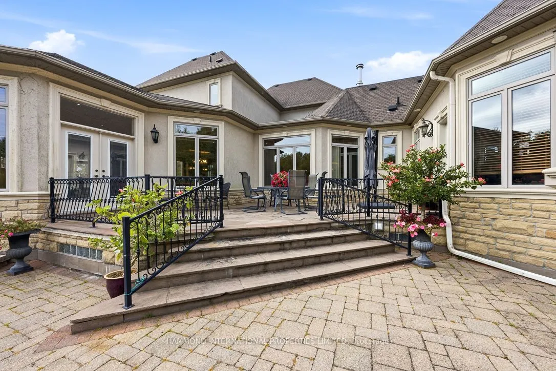 776 Woodland Acres Crescent