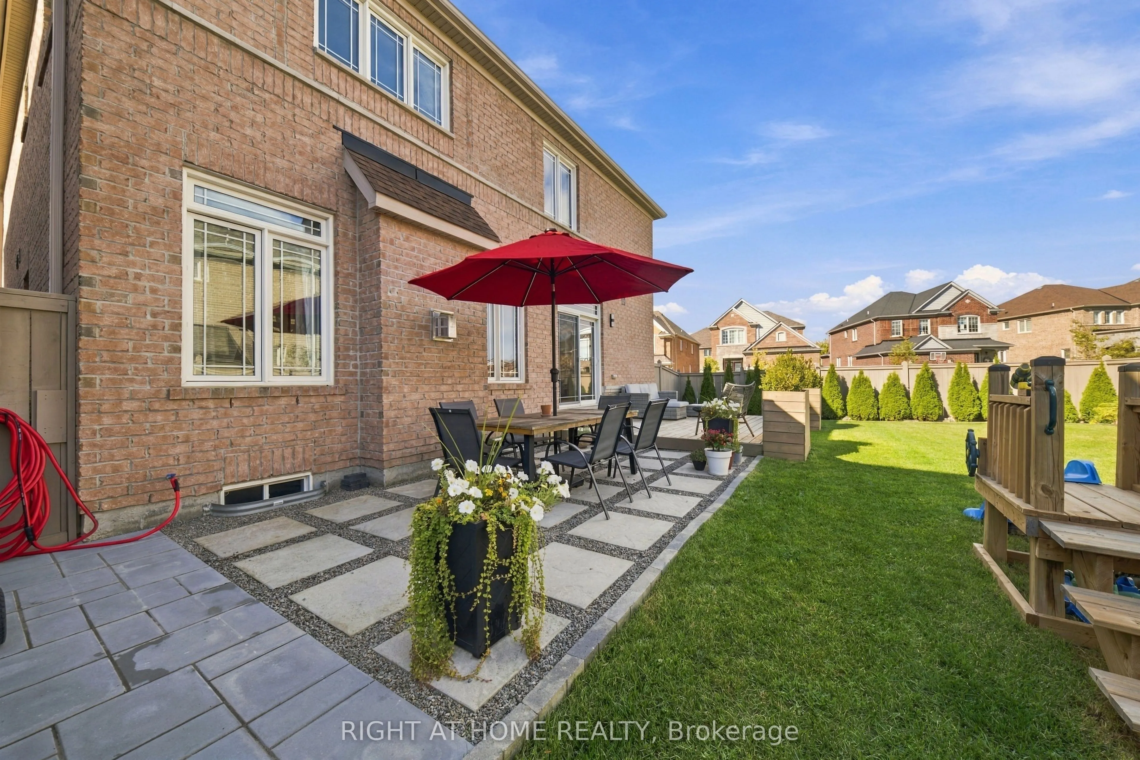 218 Blue Dasher Boulevard