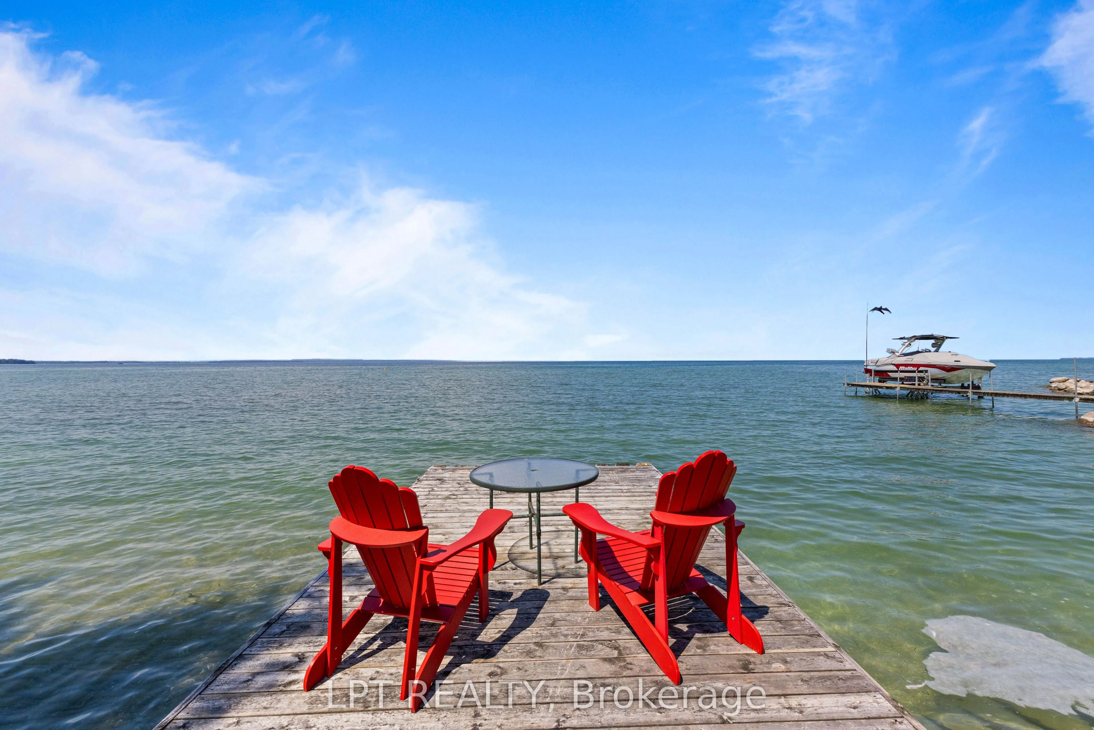 173 Lake Drive E