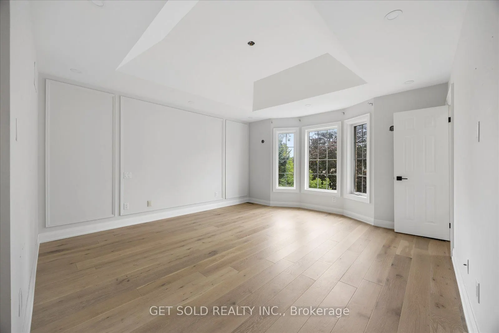 49 Pearson Avenue