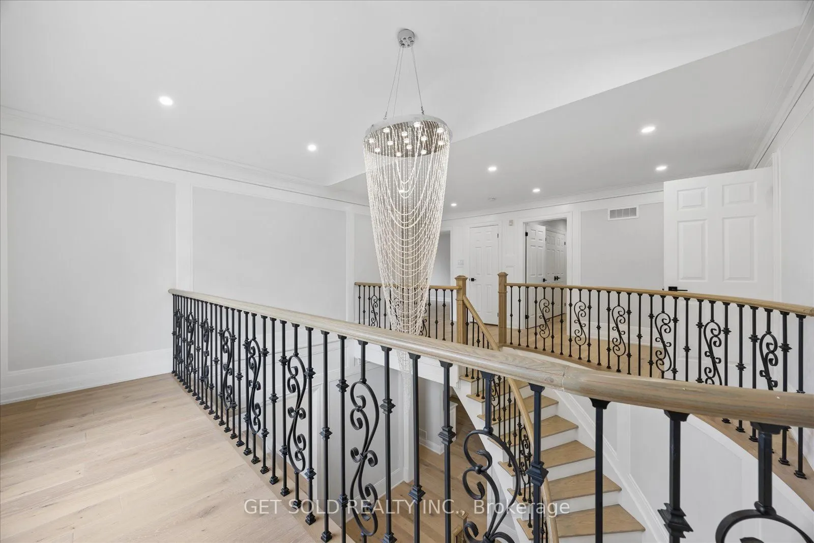 49 Pearson Avenue