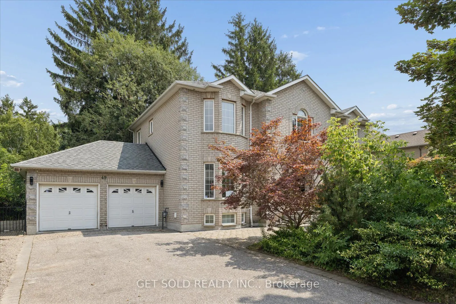 49 Pearson Avenue