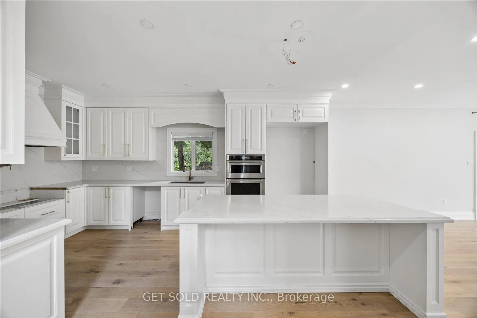 49 Pearson Avenue