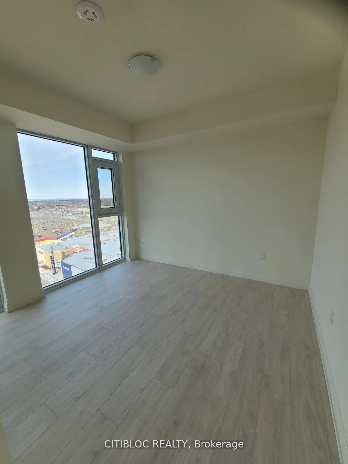 8960 Jane Street #1514