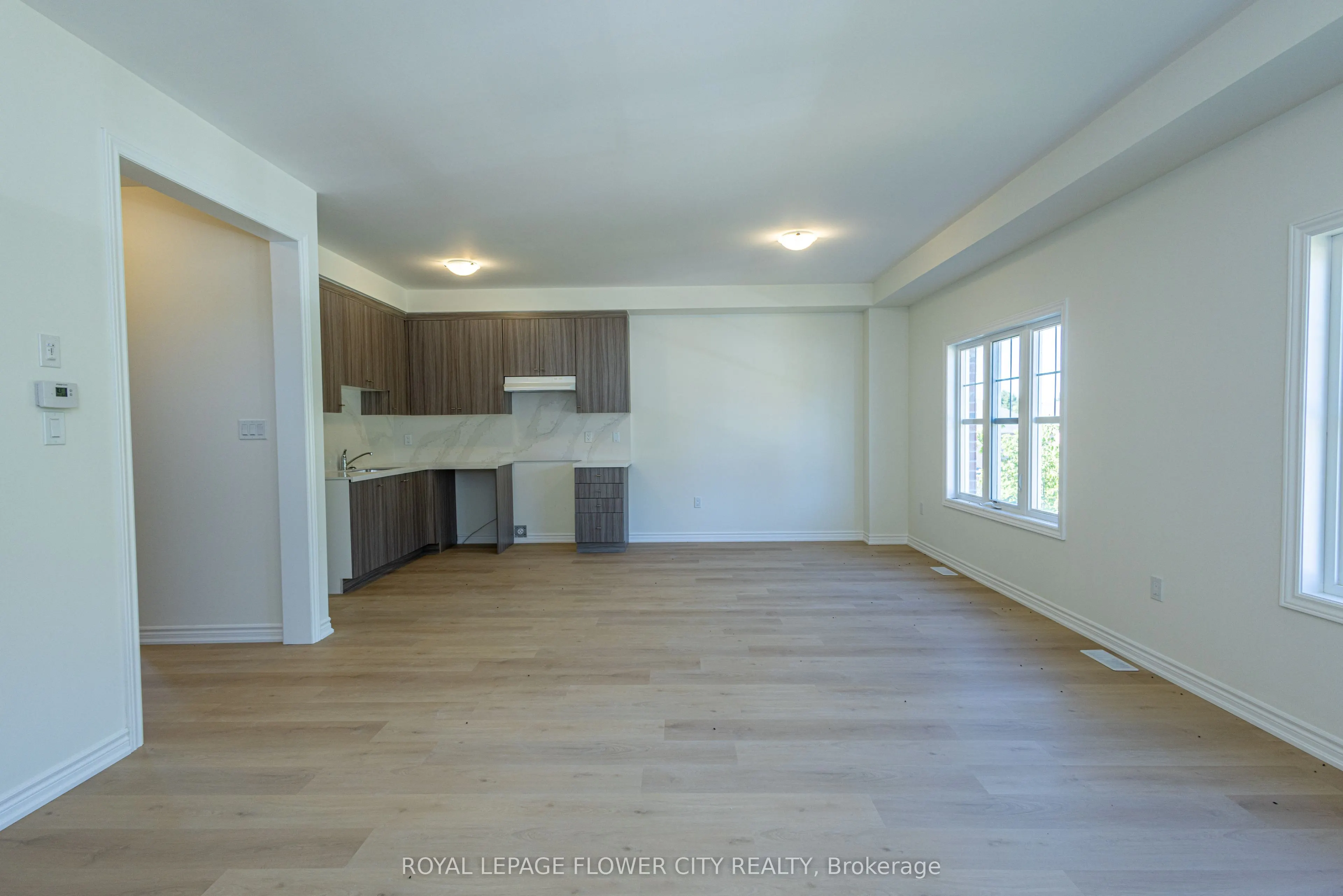 16 Ravenscraig Place #12