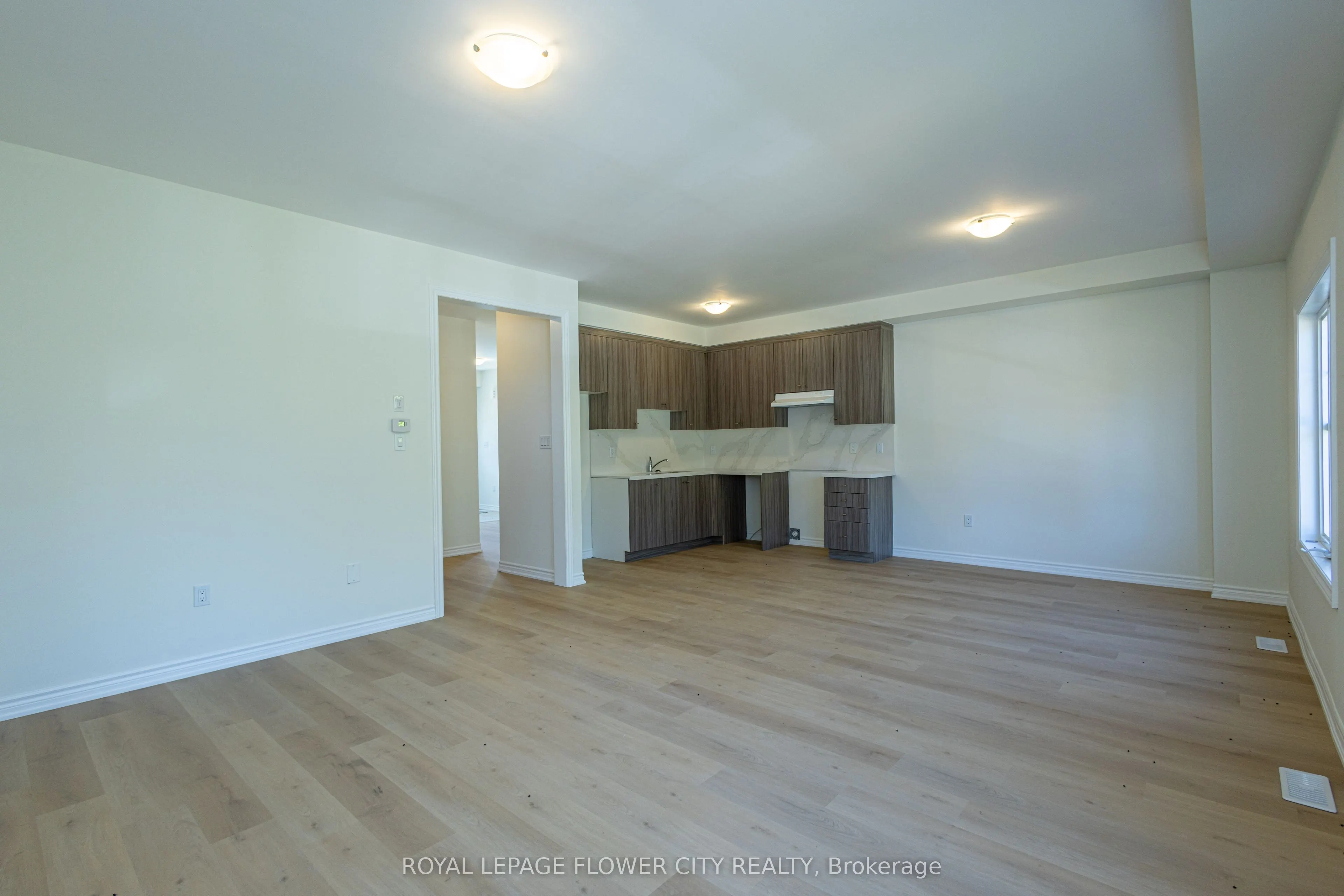 16 Ravenscraig Place #12